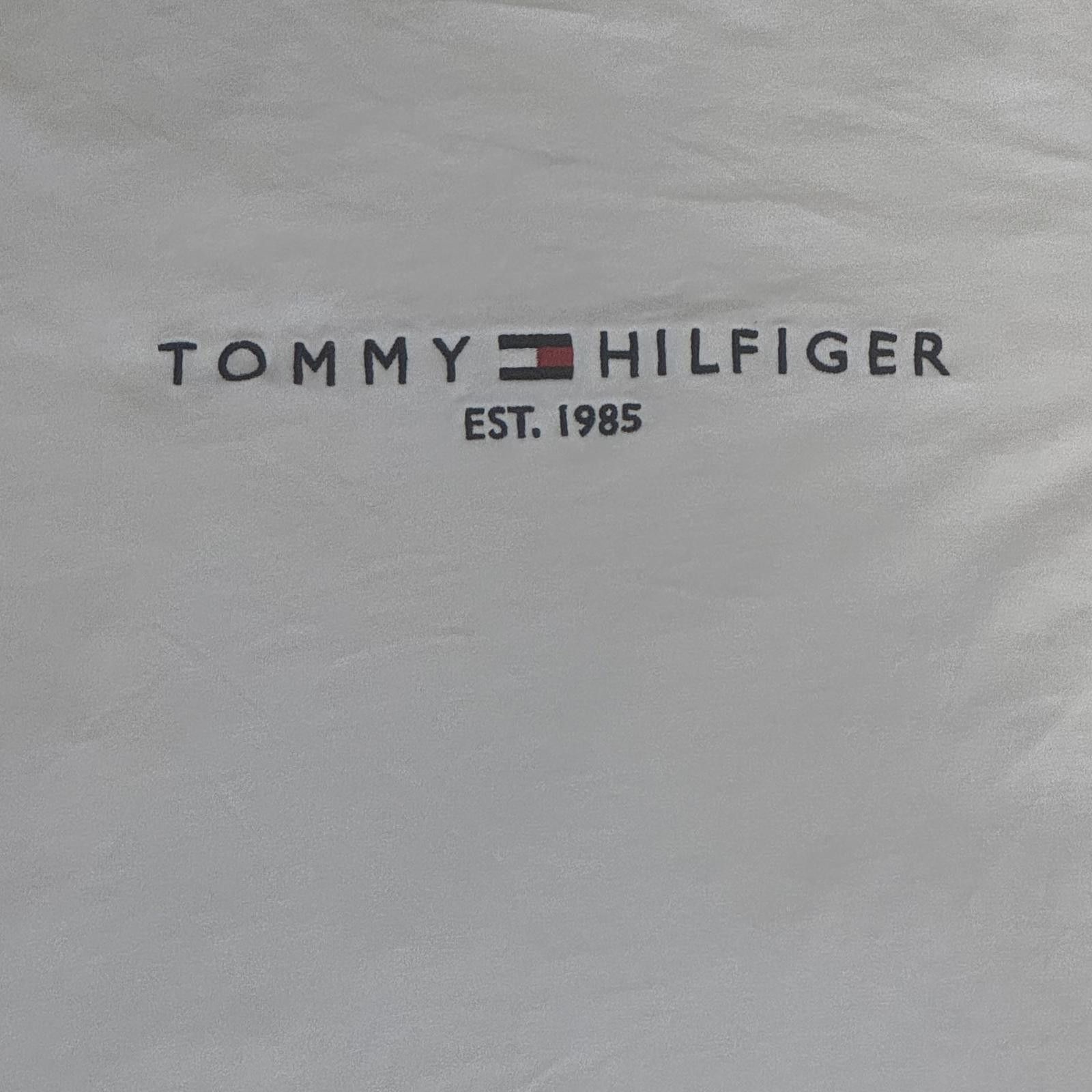Tommy Hilfiger Tommy Hilfiger Embroidered White Logo T-Shirt Size XS / US 0-2 / IT 36-38 - 3 Thumbnail