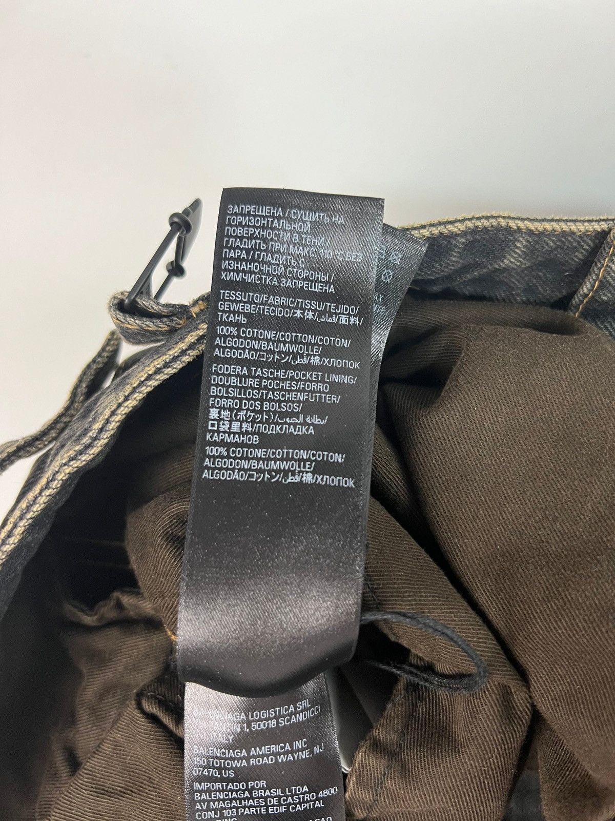 Balenciaga Balenciaga Japanese Denim Convertible Cargo Jeans Size US 34 / EU 50 - 11 Thumbnail