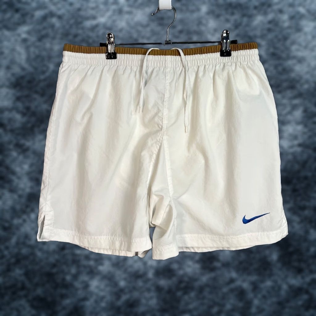 Nike Nike Premier Mens Size Medium White Athletic Shorts With Tan Trim Size 32" / US 10 / IT 46 - 1 Thumbnail