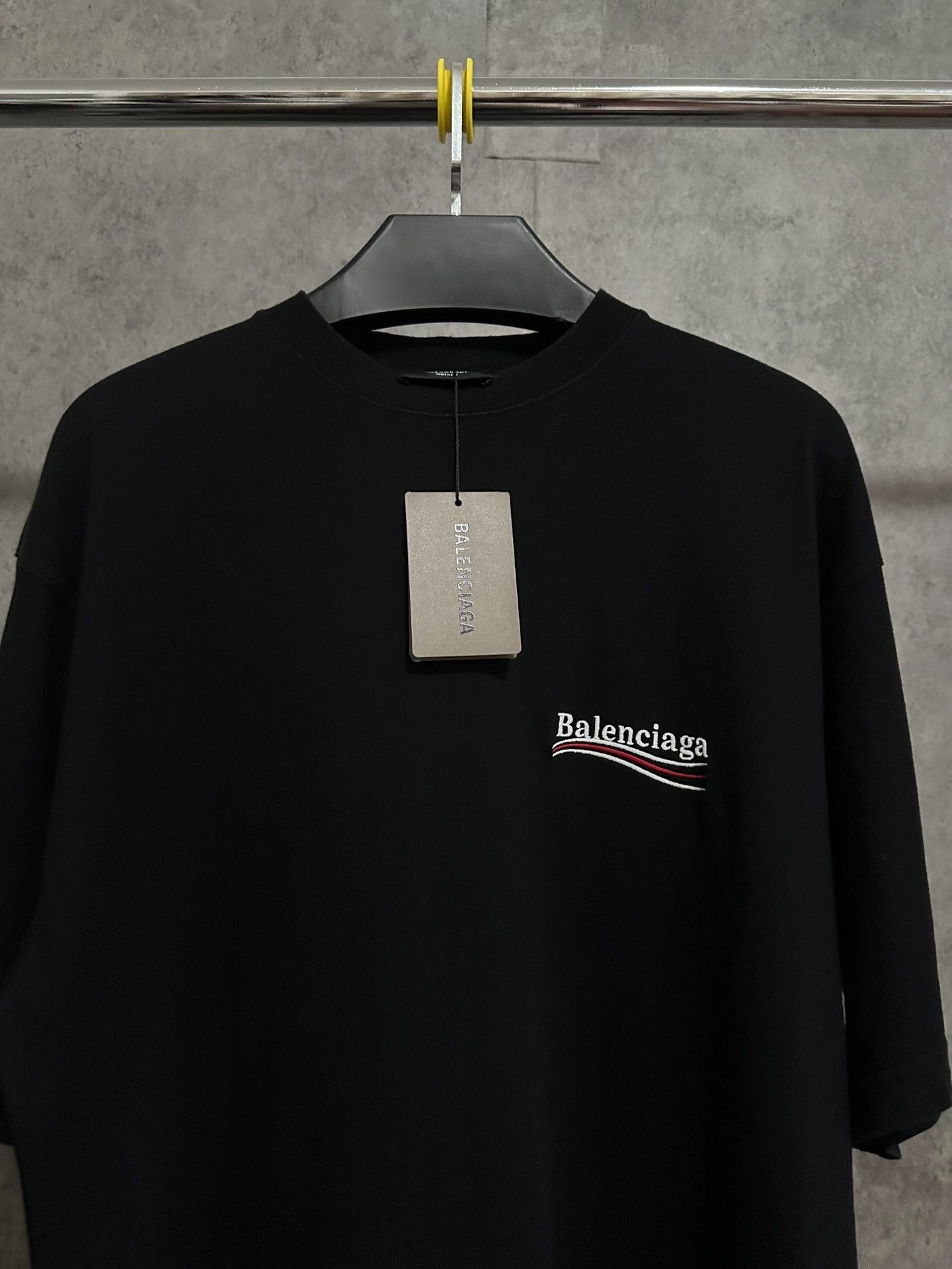 Balenciaga Balenciaga Cola Wave Embroidered Logo T-Shirt Size US S / EU 44-46 / 1 - 2 Thumbnail