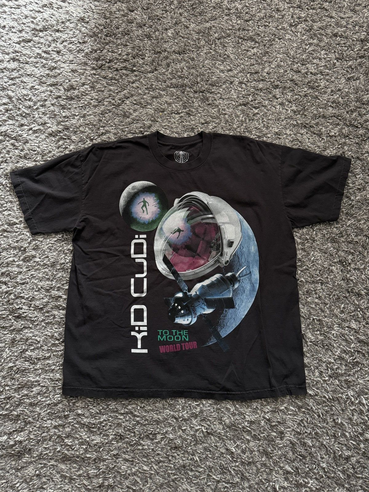 Other Kid Cudi To The Moon T-Dhirt Size US XL / EU 56 / 4 - 1 Thumbnail