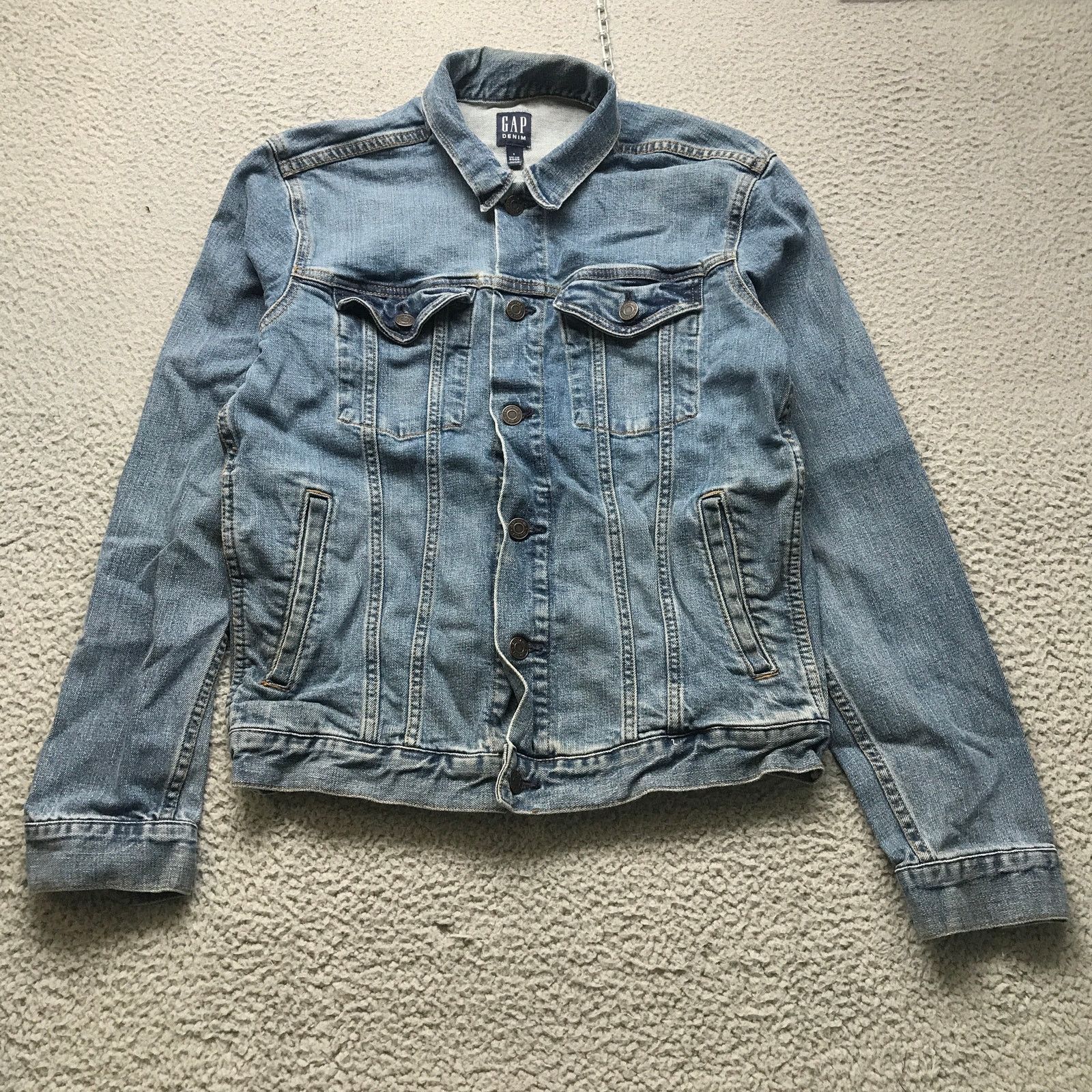 Gap Vintage Gap Denim Trucker Jacket Women S Long Sleeve Blue Size S / US 4 / IT 40 - 1 Thumbnail