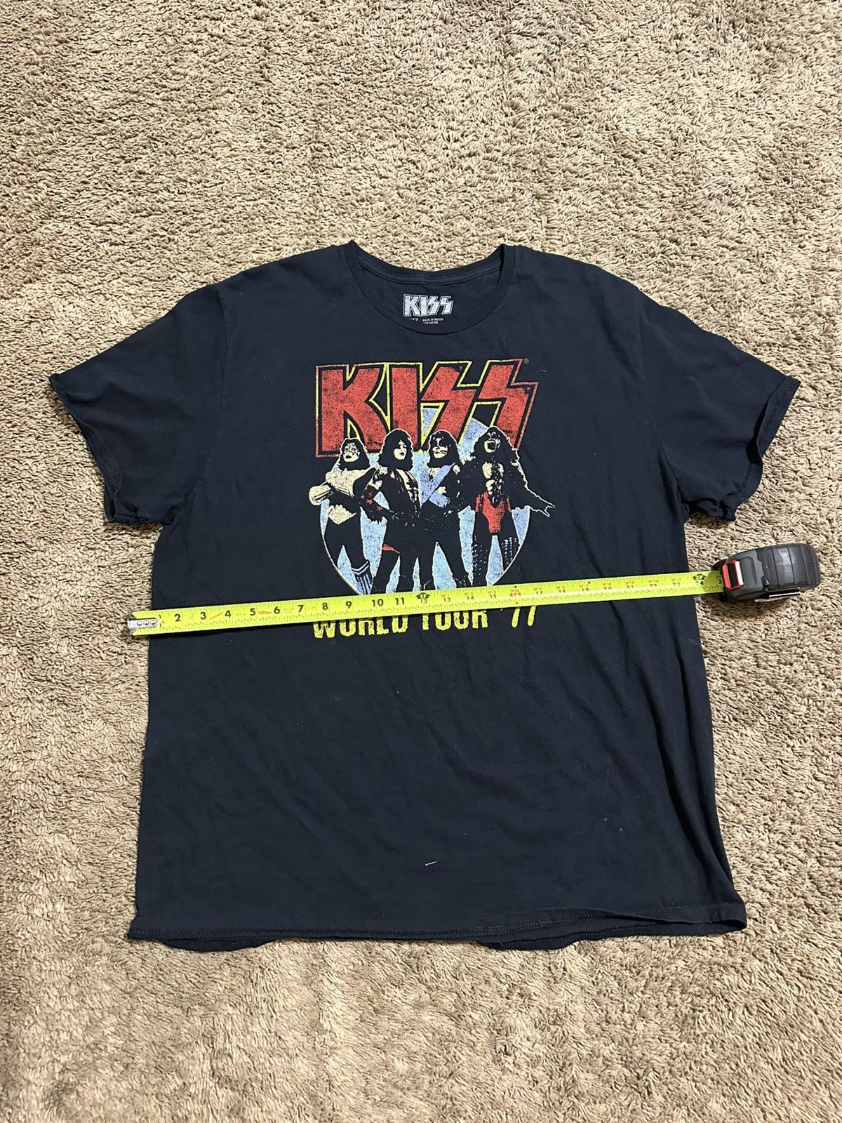 KISS Vintage KISS World Tour '77 “triple black” shirt size 2XL Size US XXL / EU 58 / 5 - 4 Thumbnail