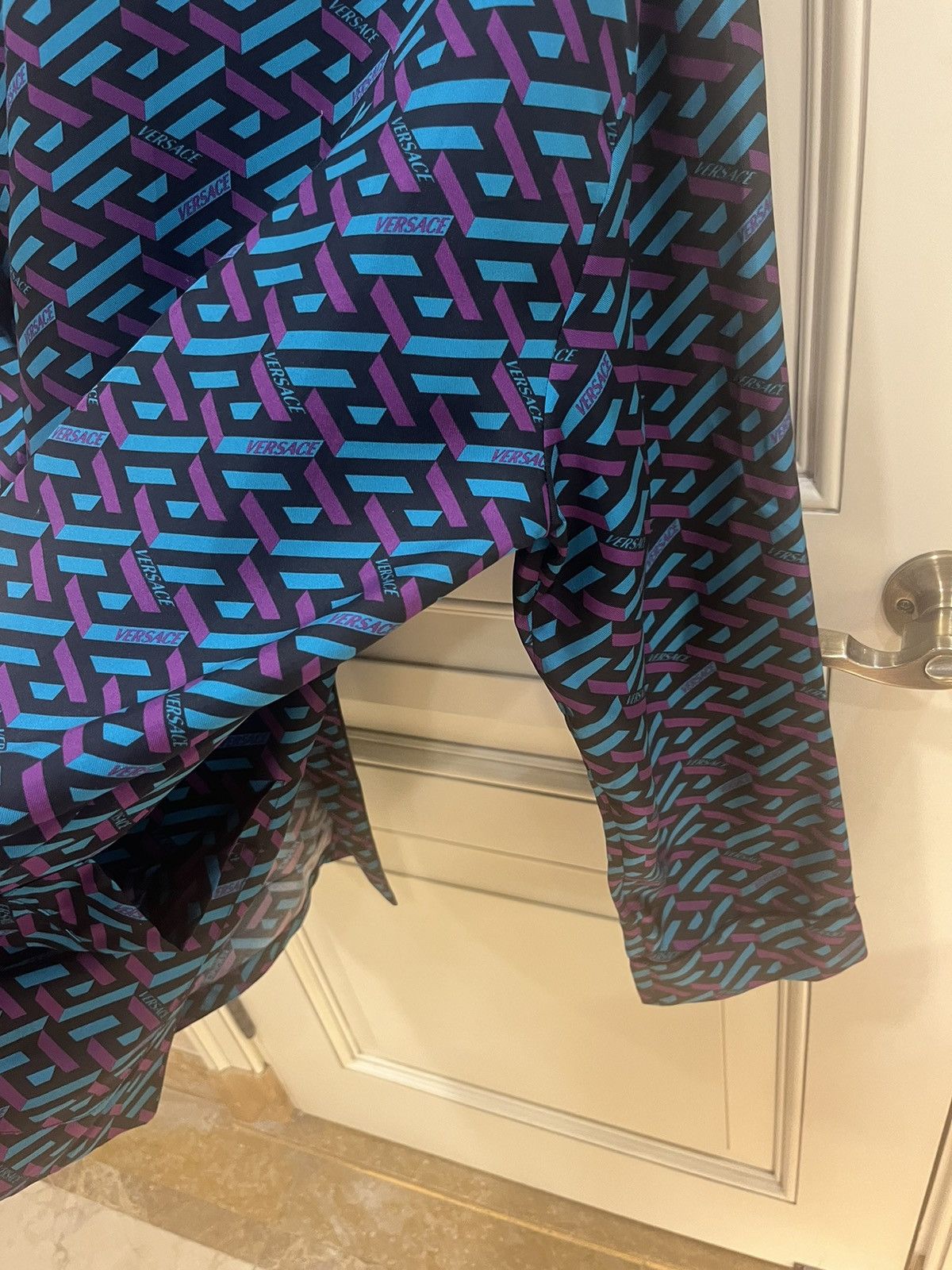 Versace greca print.silk pajama shirt.jacket size6 Size US M / EU 48-50 / 2 - 16 Thumbnail