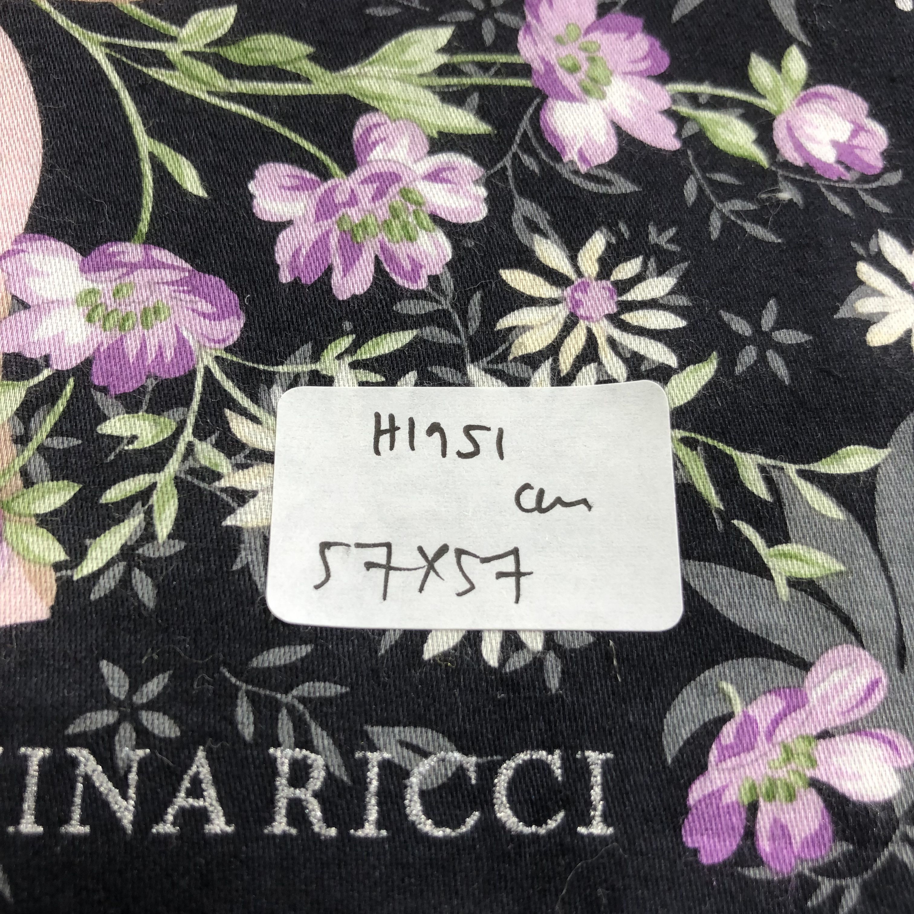 Nina Ricci Nina Ricci Handkerchief Neckerchief Bandana H1951 Size ONE SIZE - 6 Thumbnail