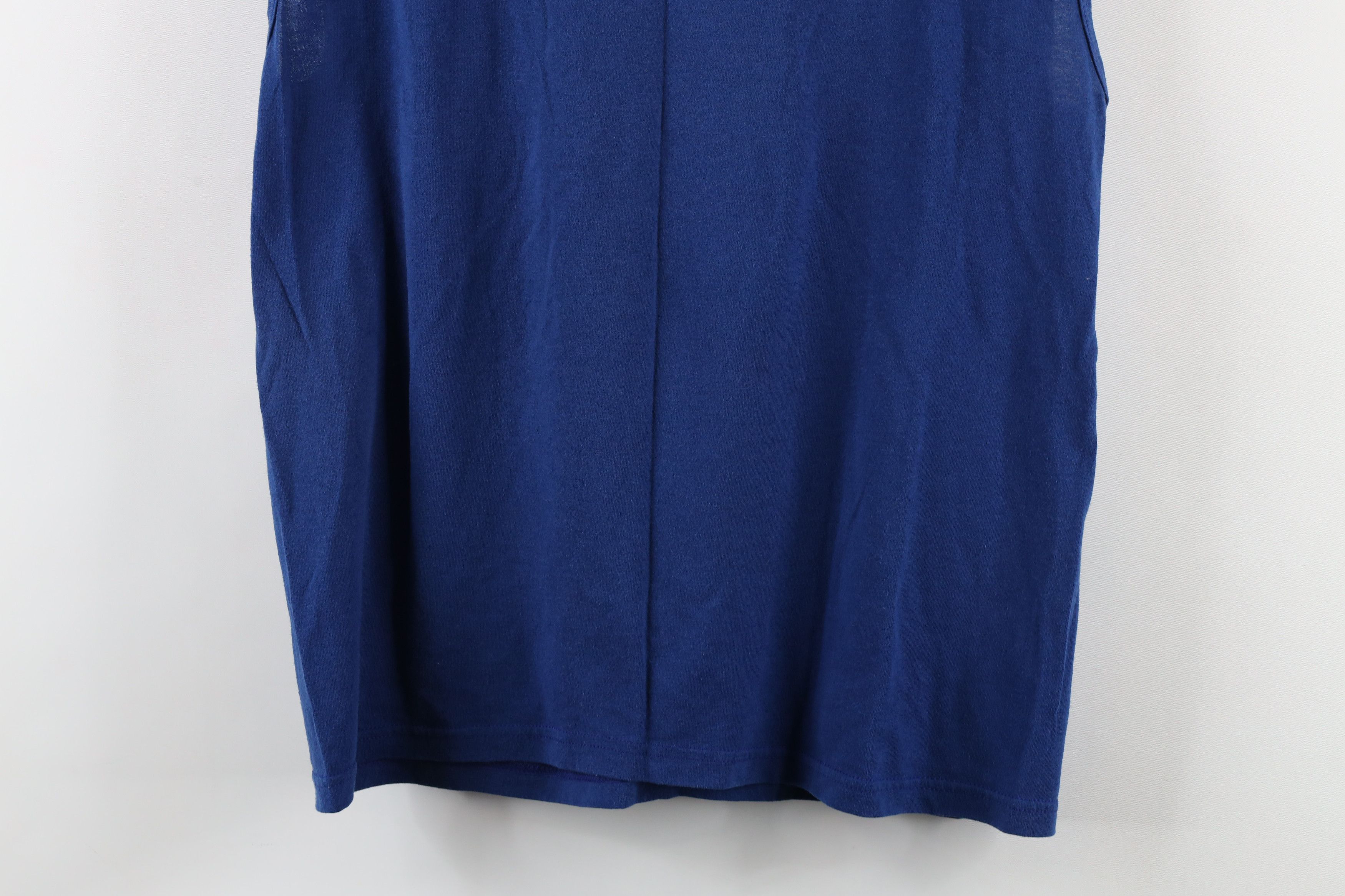Vintage Vintage 90s Streetwear Blank Sleeveless Muscle T-Shirt Blue Size US L / EU 52-54 / 3 - 9 Thumbnail