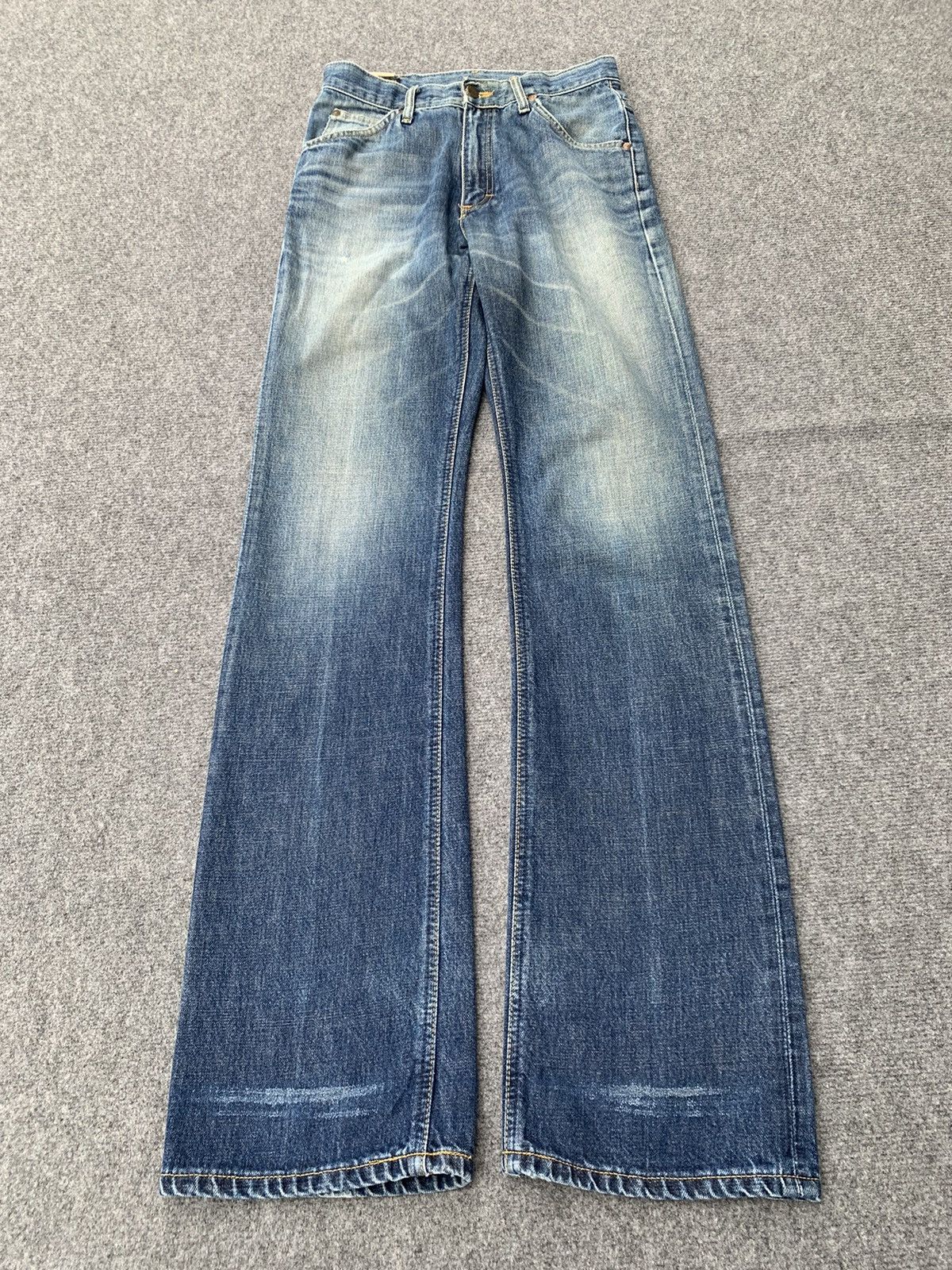 Lee FLARE DISTRESSED LEE RIDER. Size US 28 / EU 44 - 2 Thumbnail