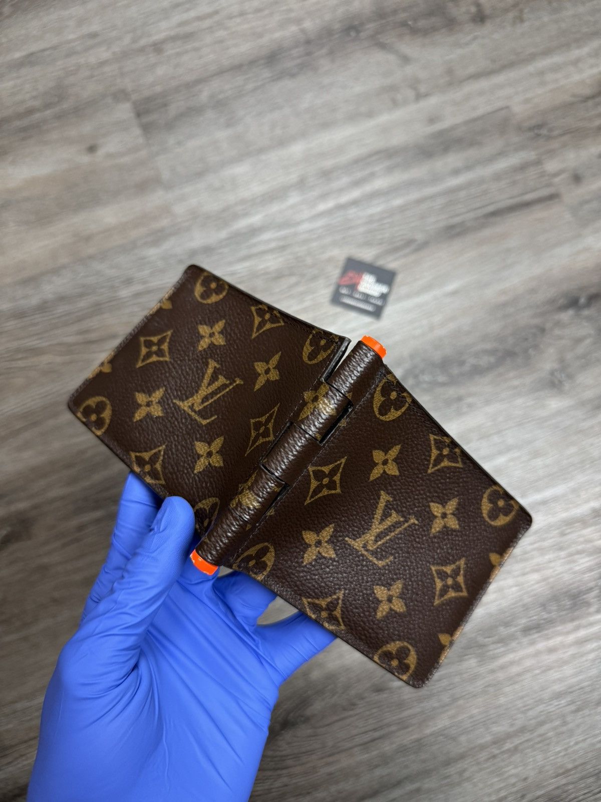 Louis Vuitton Louis Vuitton Virgil Multiple Wallet Monogram Solar Ray Size ONE SIZE - 11 Thumbnail