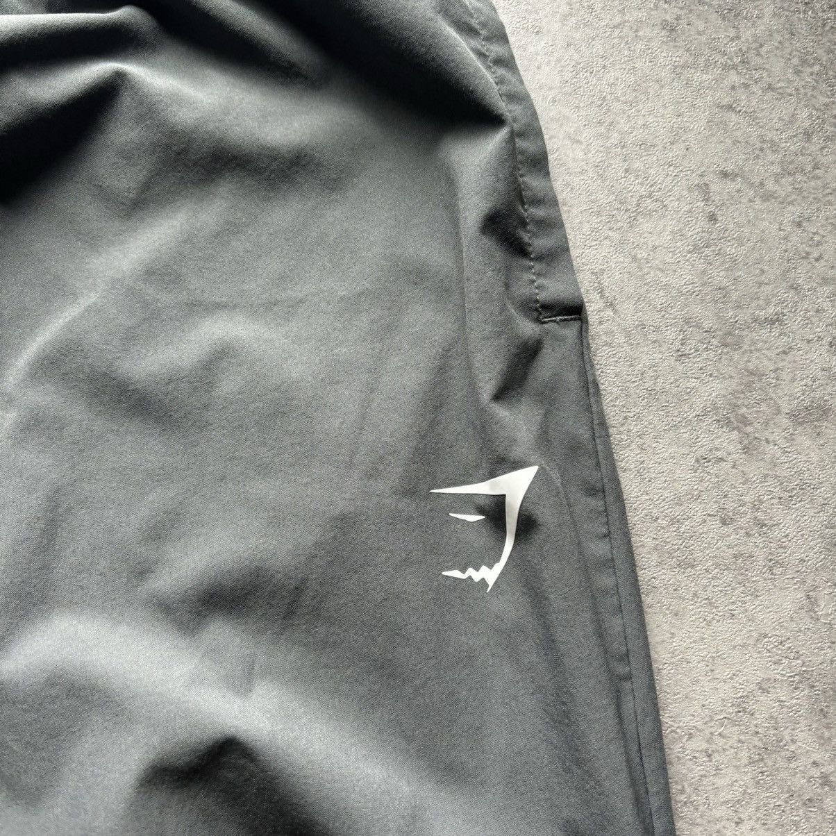 Gymshark Gymshark arrival woven joggers-gray Size US 30 / EU 46 - 2 Thumbnail