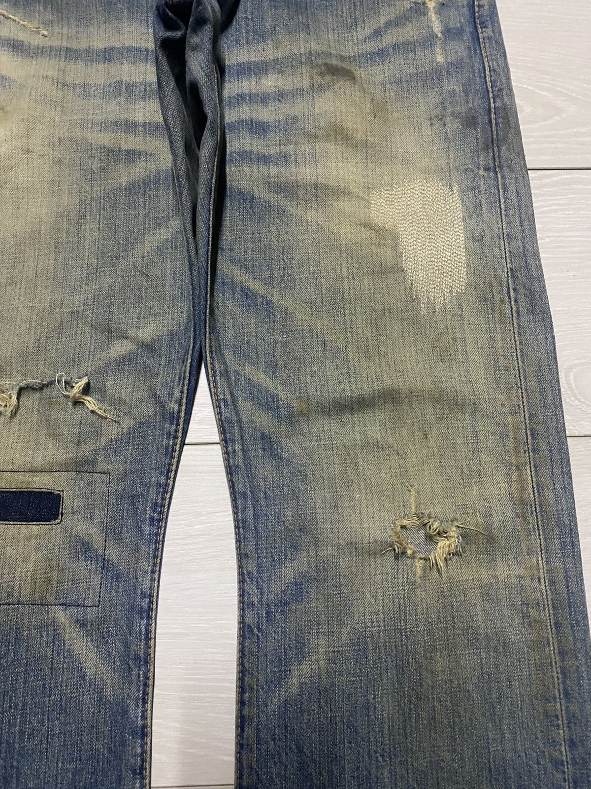 Levi's Vintage Levis Grunge Style Distressed Repair Loose Jeans Size US 32 / EU 48 - 8 Thumbnail