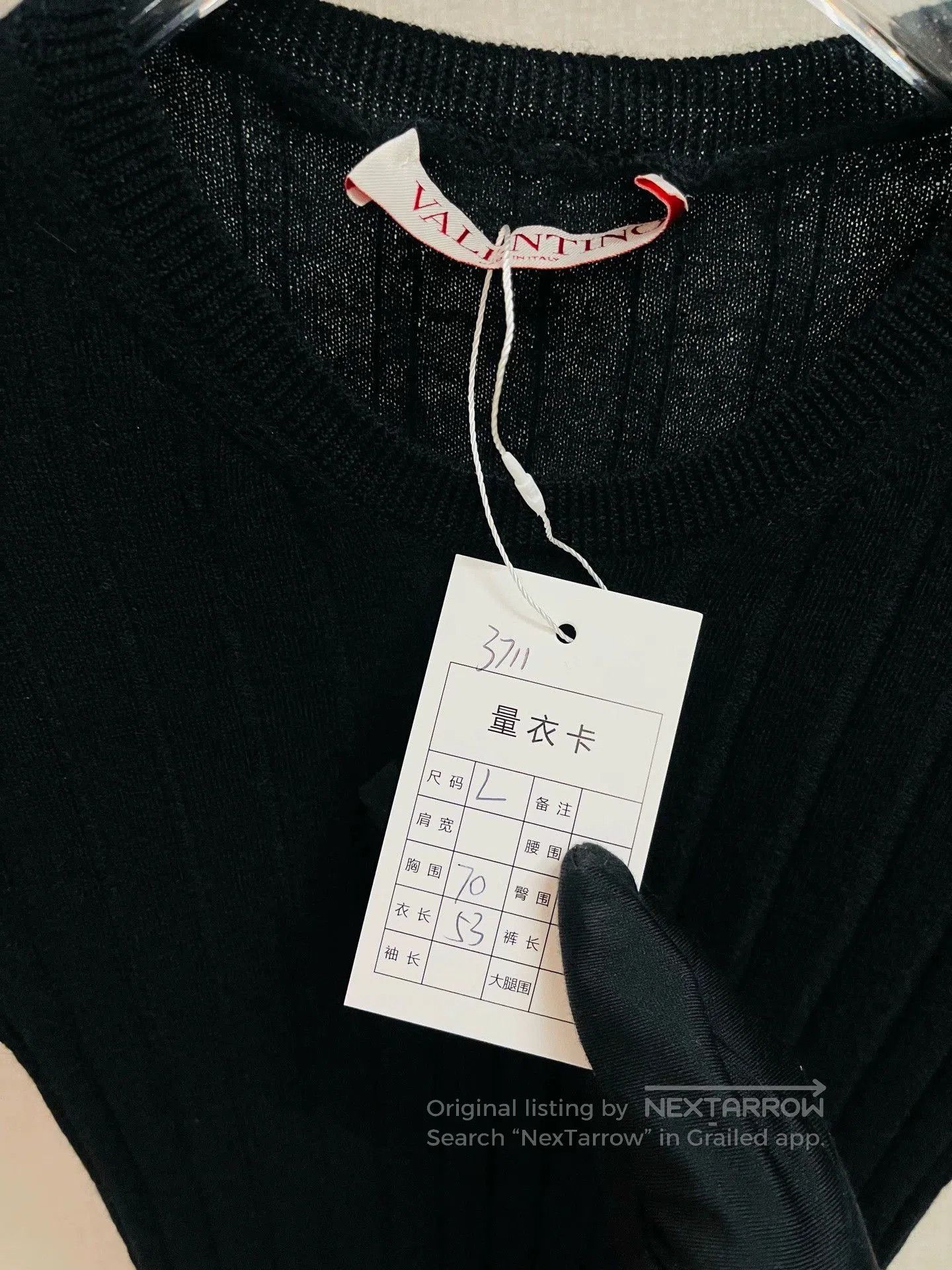 Valentino Valentino Black Short-Sleeve Logo Top. Size US L / EU 52-54 / 3 - 3 Thumbnail