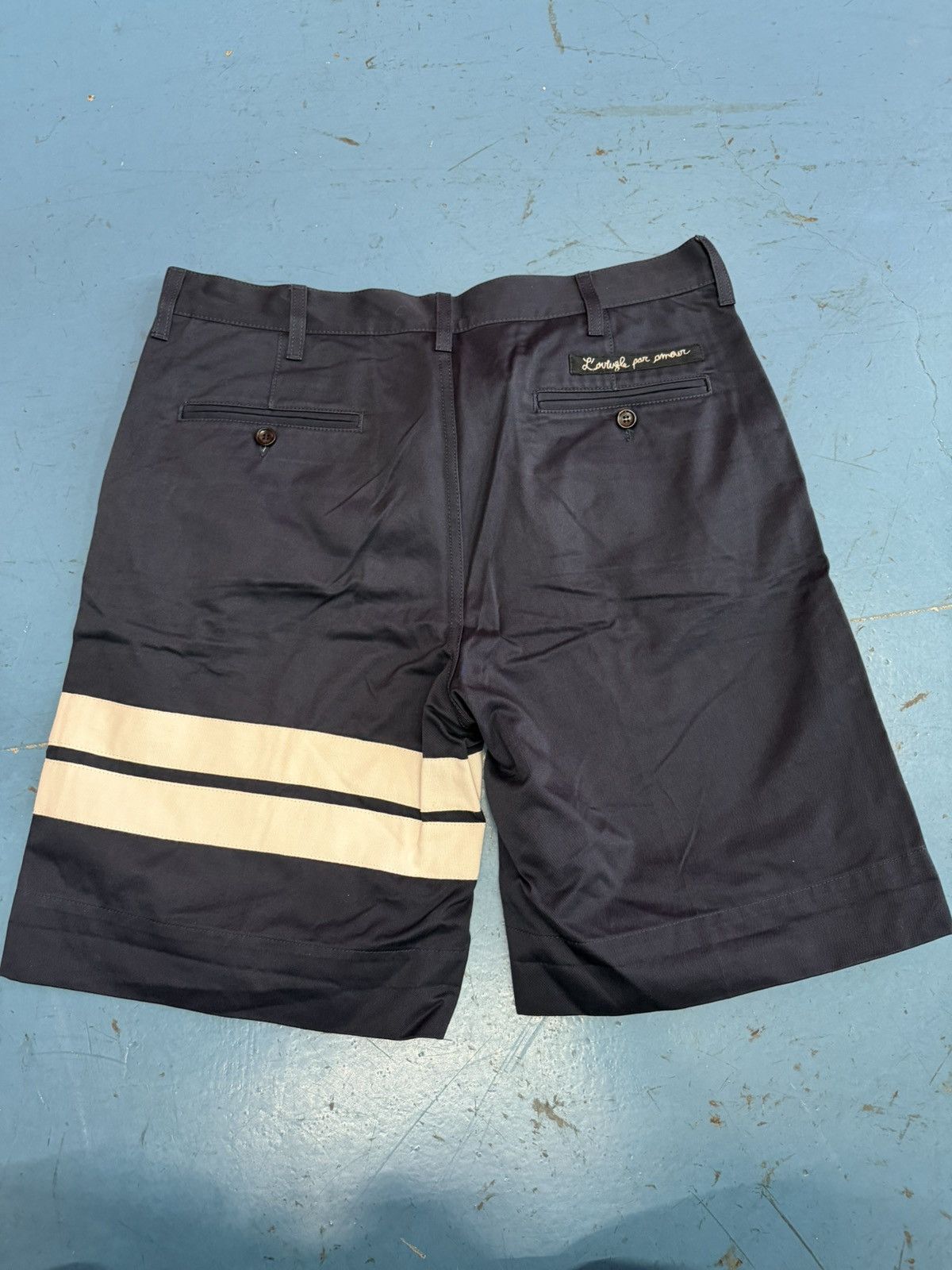 Gucci GUCCI 17” TIGER BLUE SHORTS Size US 36 / EU 52 - 3 Thumbnail