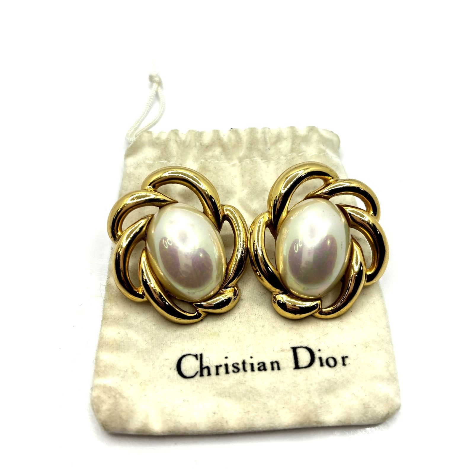 Dior CHRISTIAN DIOR Gold Lux Mother of Pearl Button Earrings Size ONE SIZE - 3 Thumbnail