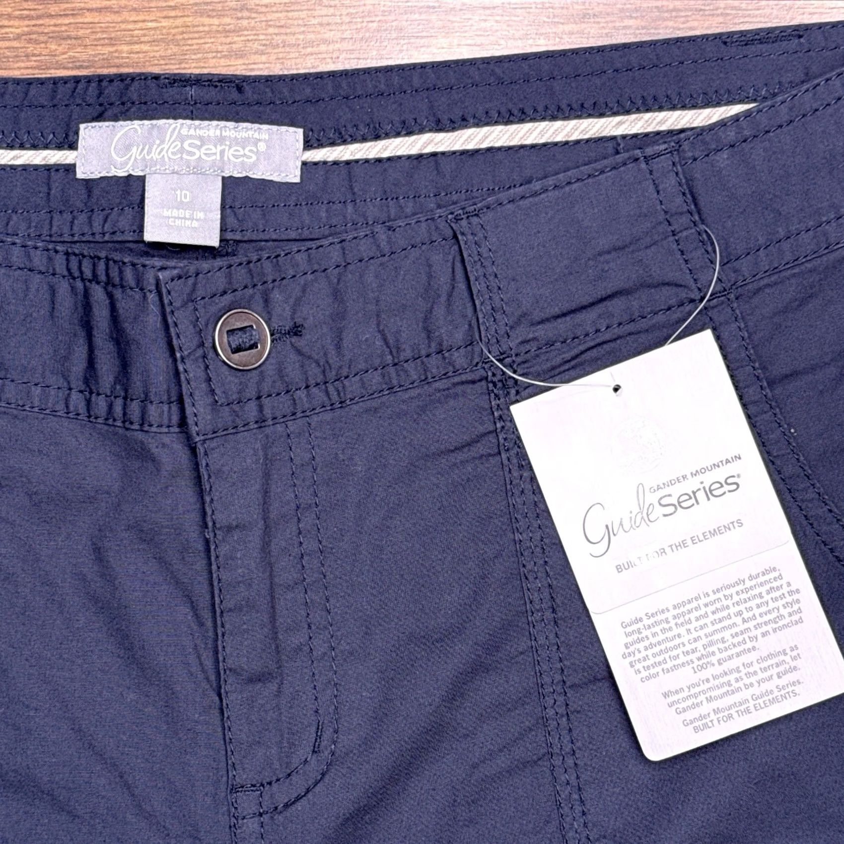 Vintage Gander Mountain Bermuda Shorts Womens 10 Cargo Pocket Blue Cotton Spandex Knit Activewear Hiking Walking, Regular, Flat Front Size 32" / US 10 / IT 46 - 3 Thumbnail
