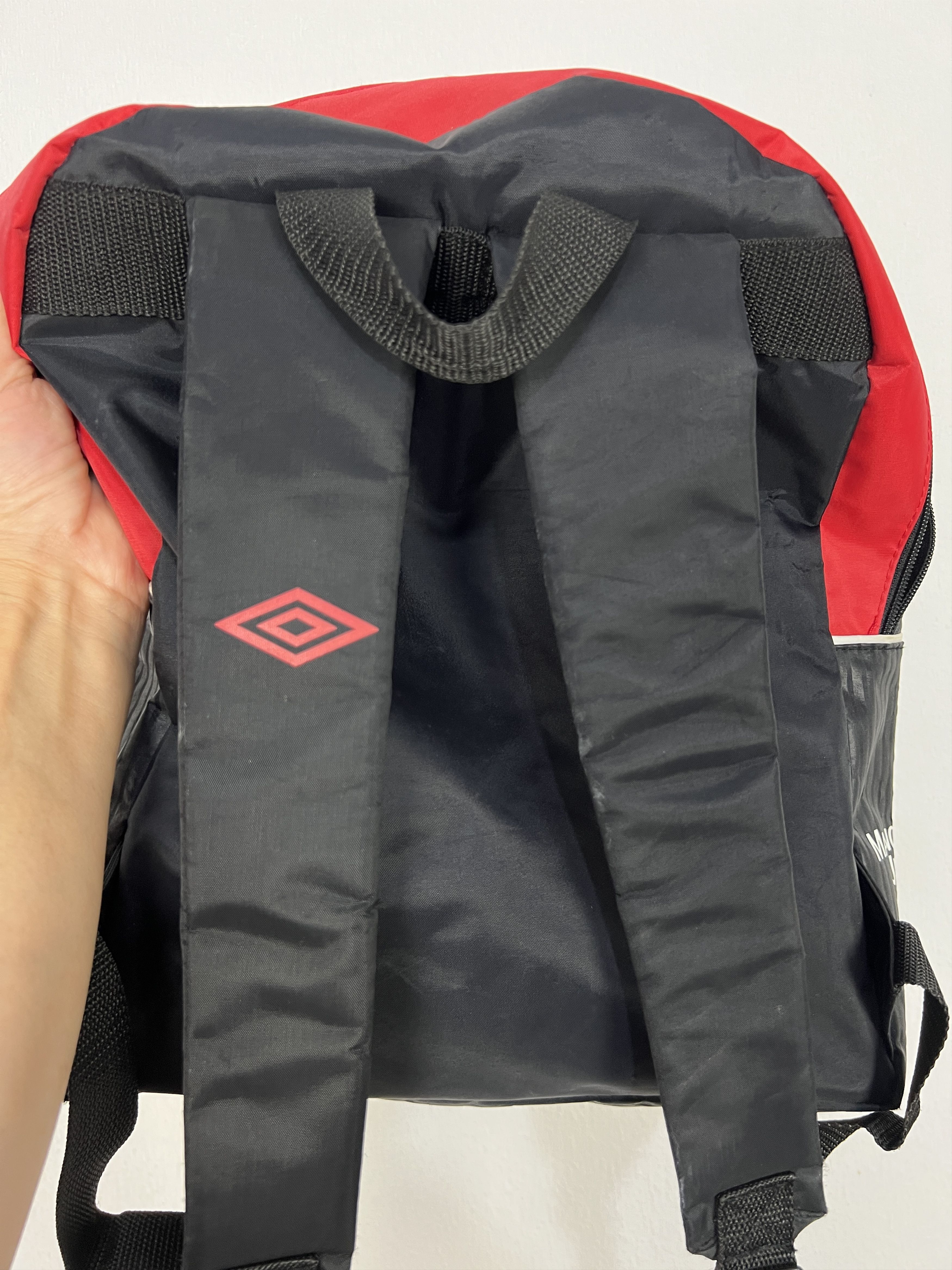 Umbro Vintage 90's Umbro Manchester United Backpack Rucksack Size ONE SIZE - 13 Thumbnail