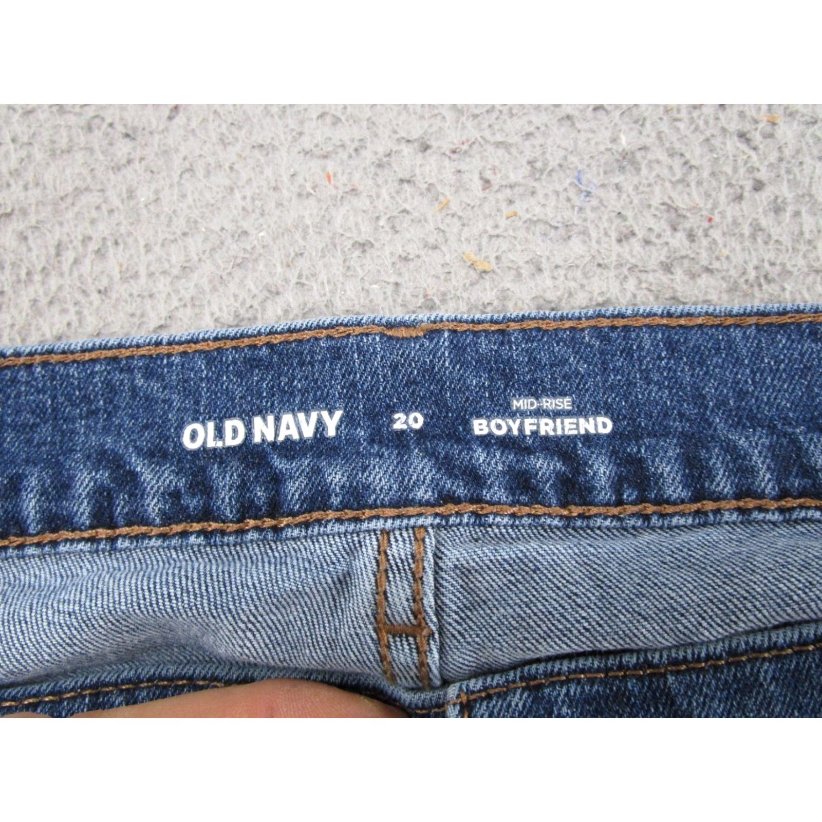 Old Navy Old Navy Distressed Denim Jeans Womens Plus Size 20 Stretch Boyfriend Mid Rise 5-Pocket Blue Size 42" / US 20 - 4 Thumbnail
