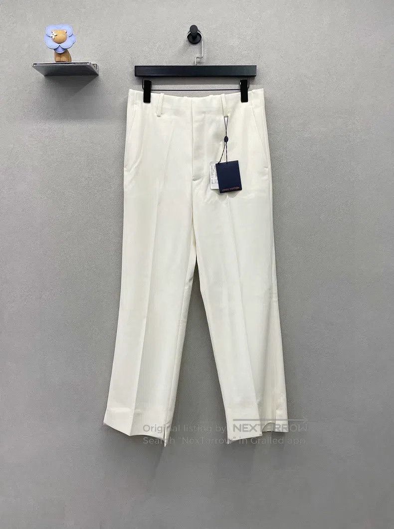 Louis Vuitton Louis Vuitton Beige apricot suit Size 48R - 4 Thumbnail