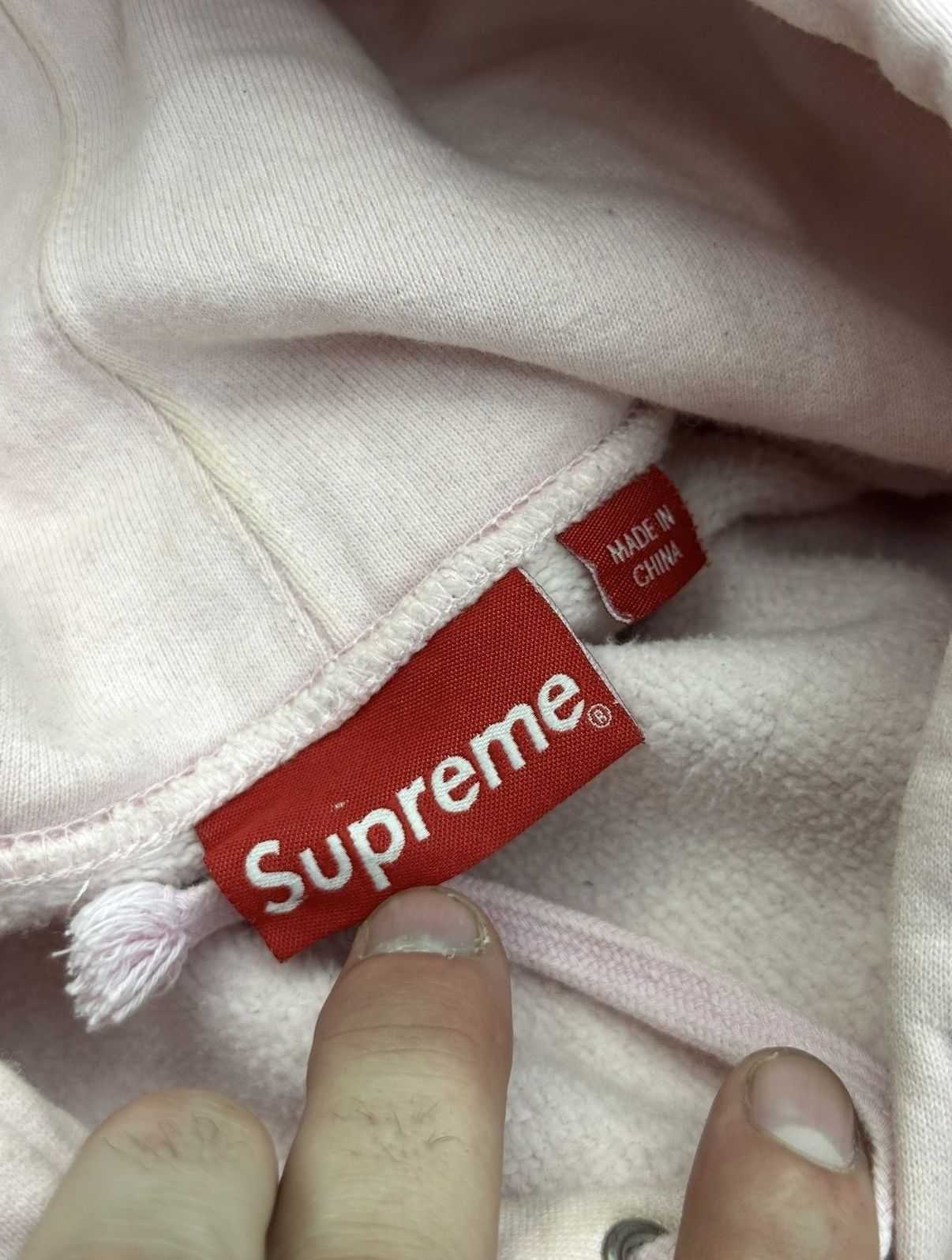 Supreme Supreme Team Chenille Hooded Sweatshirt ‘Light Pink’ Size US L / EU 52-54 / 3 - 4 Thumbnail