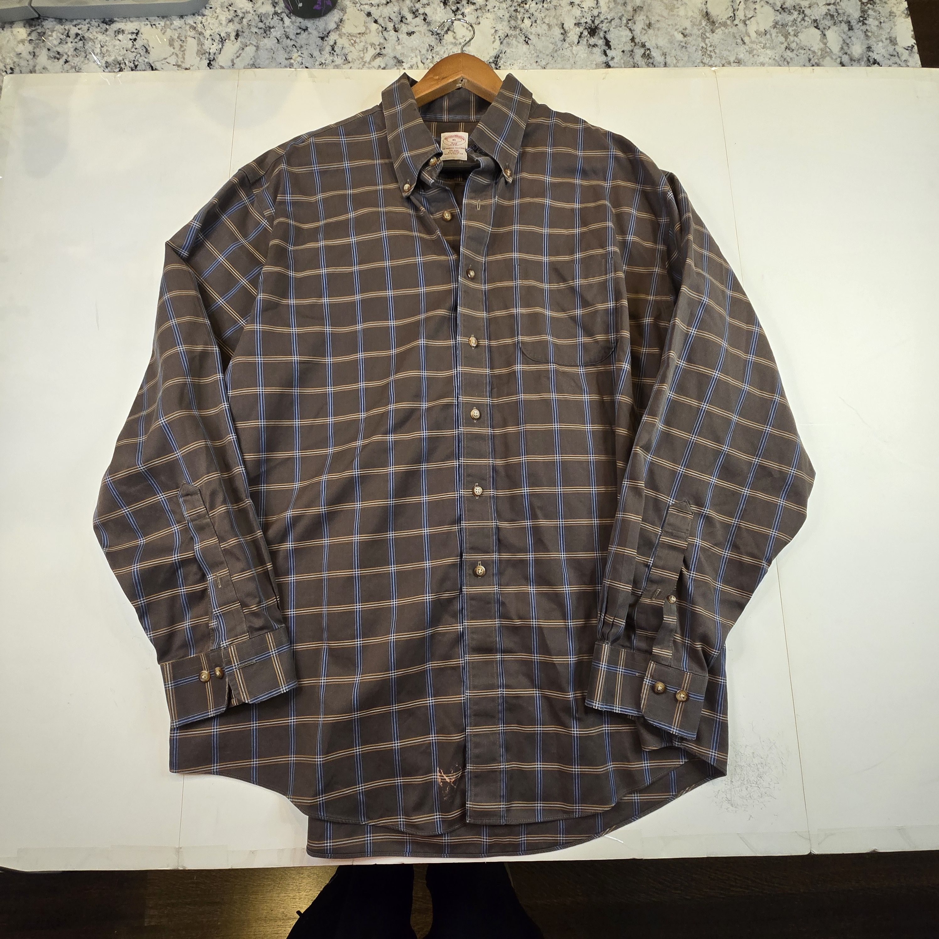 Brooks Brothers Brooks Brothers XL 1818 Regent Shirt Brown Blue Plaid Size US XL / EU 56 / 4 - 1 Thumbnail