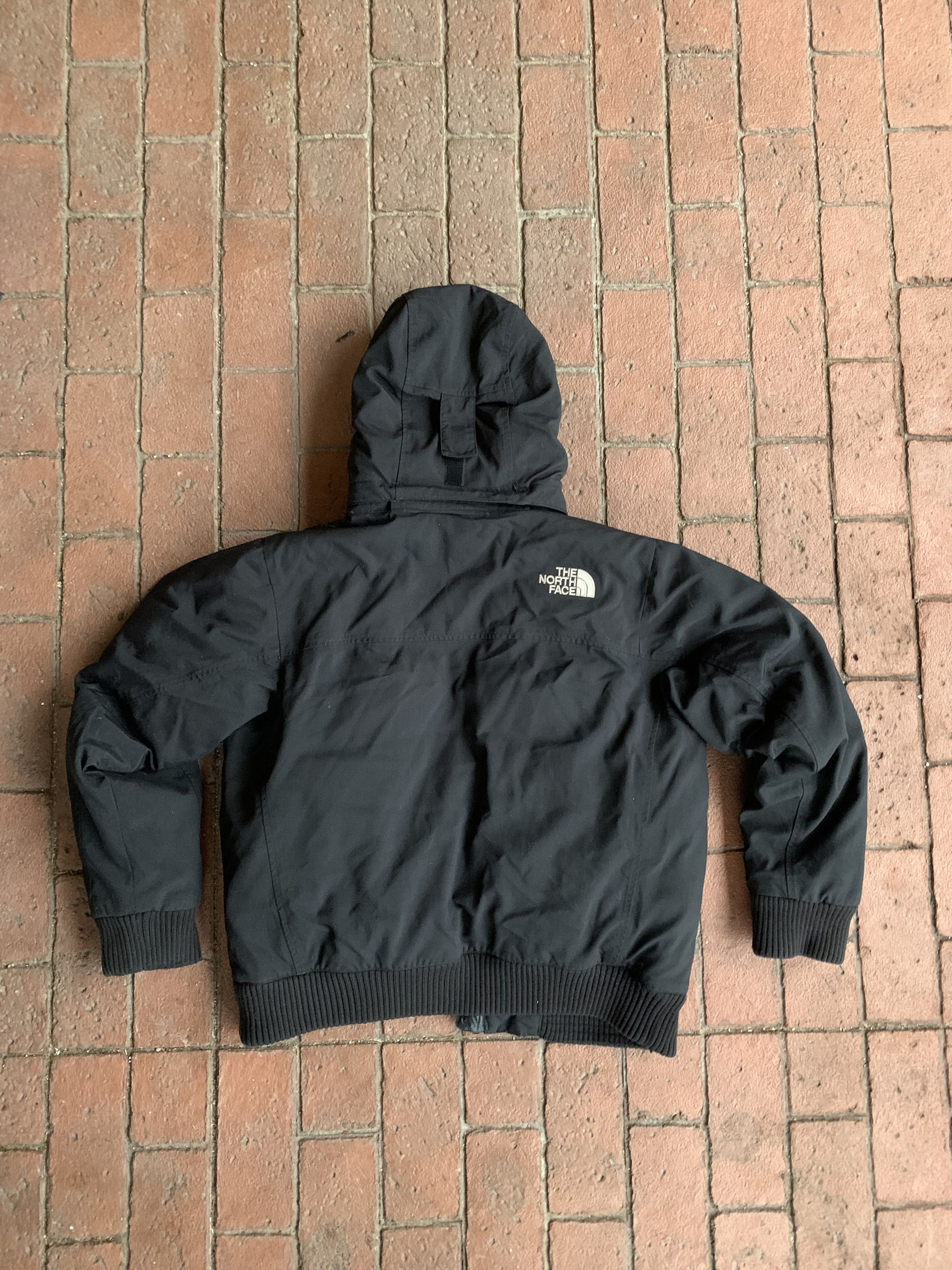 The North Face Heavy North Face Jacket Size US L / EU 52-54 / 3 - 3 Thumbnail