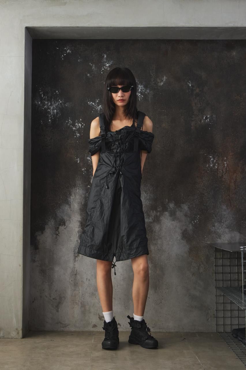 Maison Margiela Maison Margiela Deconstructed Off Shoulder Drawstring Dress Size M / US 6-8 / IT 42-44 - 2 Thumbnail