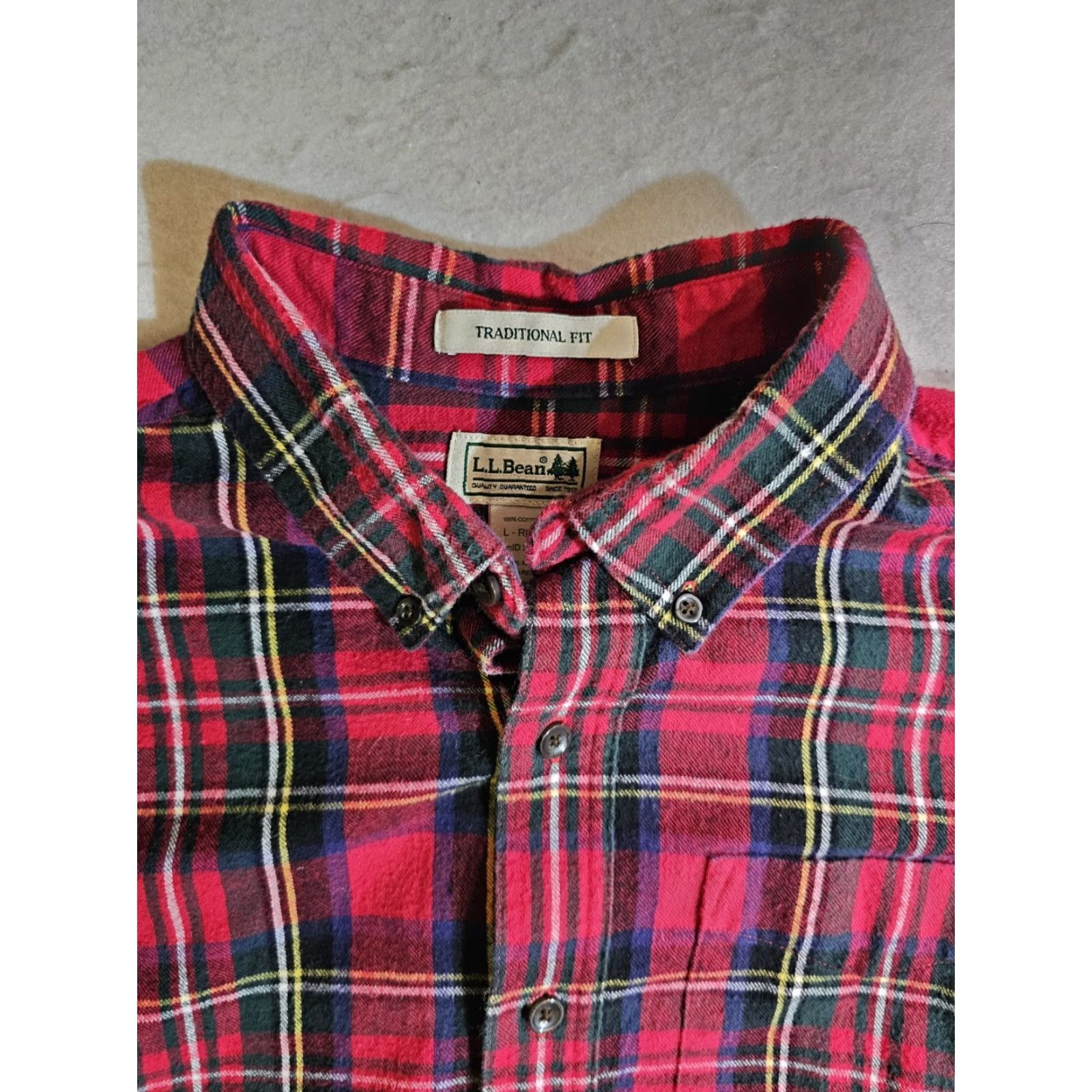 Vintage VINTAGE L.L. Bean Button-Up Flannel Shirt Mens Large Red Plaid Long Sleeve Traditional Fit Size US L / EU 52-54 / 3 - 3 Thumbnail