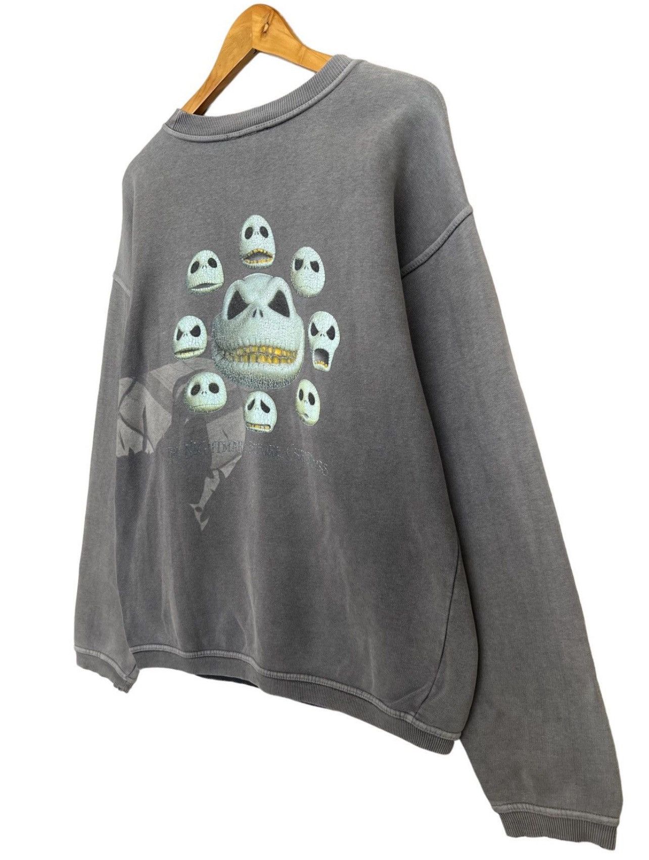 Vintage Vintage 90s Nightmare Before Christmas Sunfaded Sweatshirt Size US L / EU 52-54 / 3 - 4 Thumbnail
