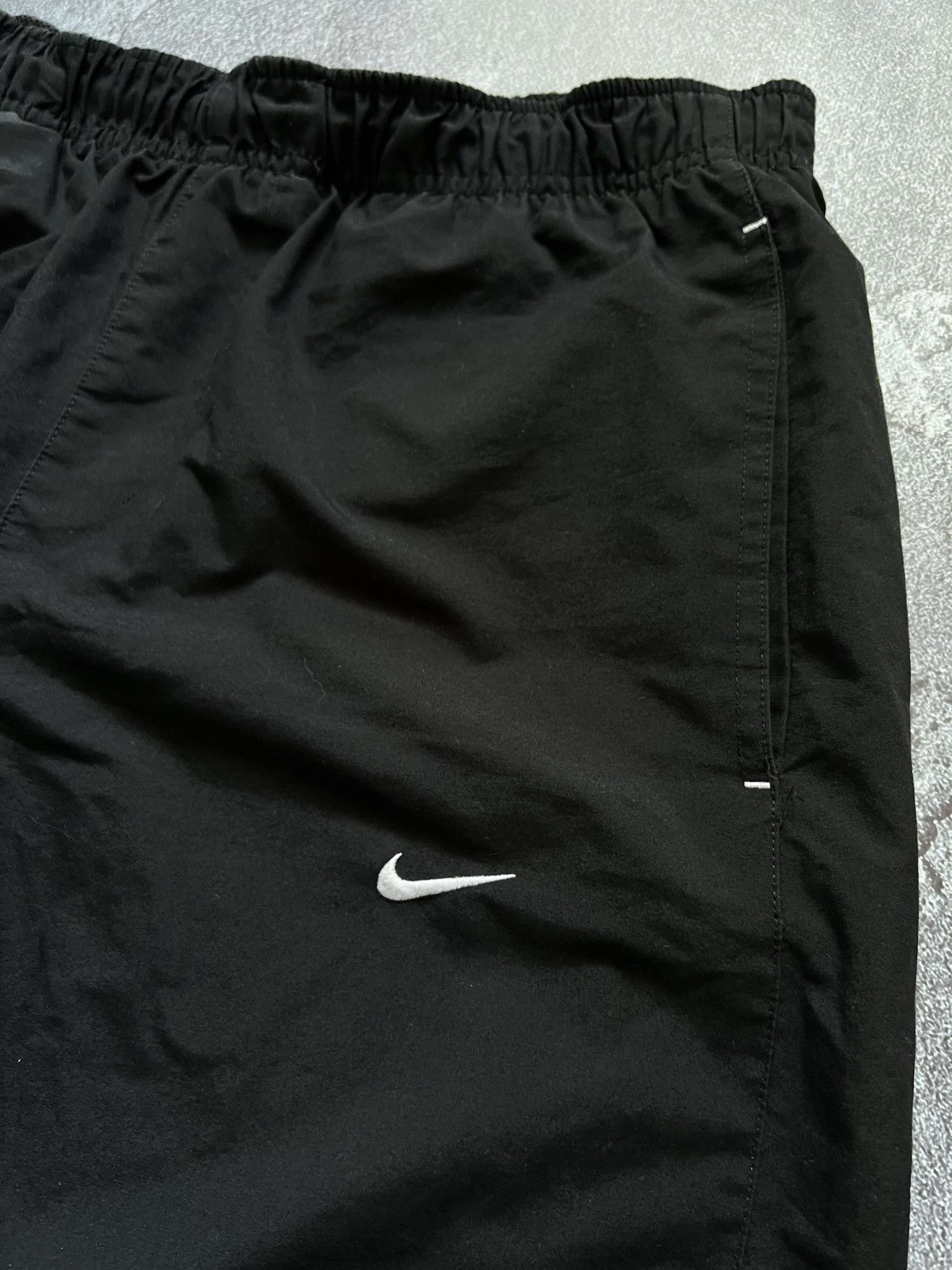 Nike Vintage Nike Nylon Track Pants Drill Double Swoosh Striped M Size US 34 / EU 50 - 5 Thumbnail