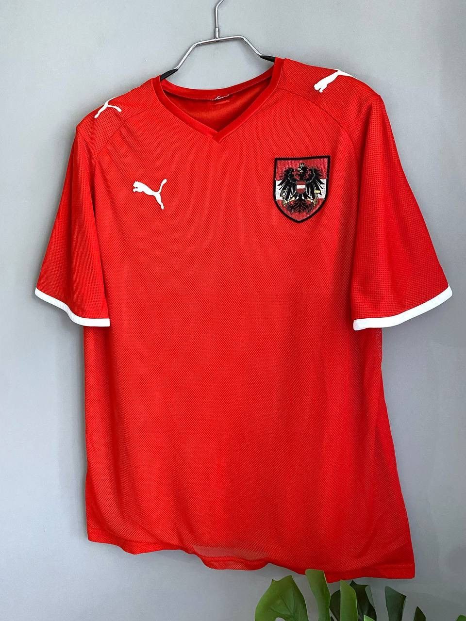 Puma Puma Austria National Team 2008\2009 Home Soccer Jersey, L Size US L / EU 52-54 / 3 - 2 Thumbnail
