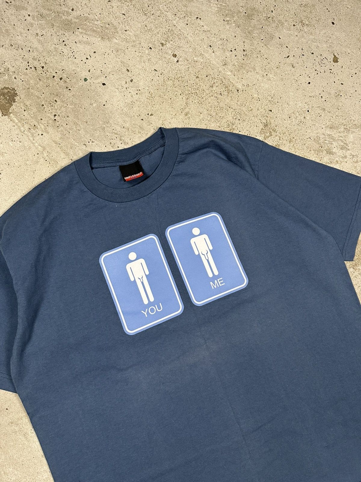Vintage Vintage Y2K You vs Me Dick Humor Navy T Shirt Graphic Porn Size US XL / EU 56 / 4 - 6 Thumbnail