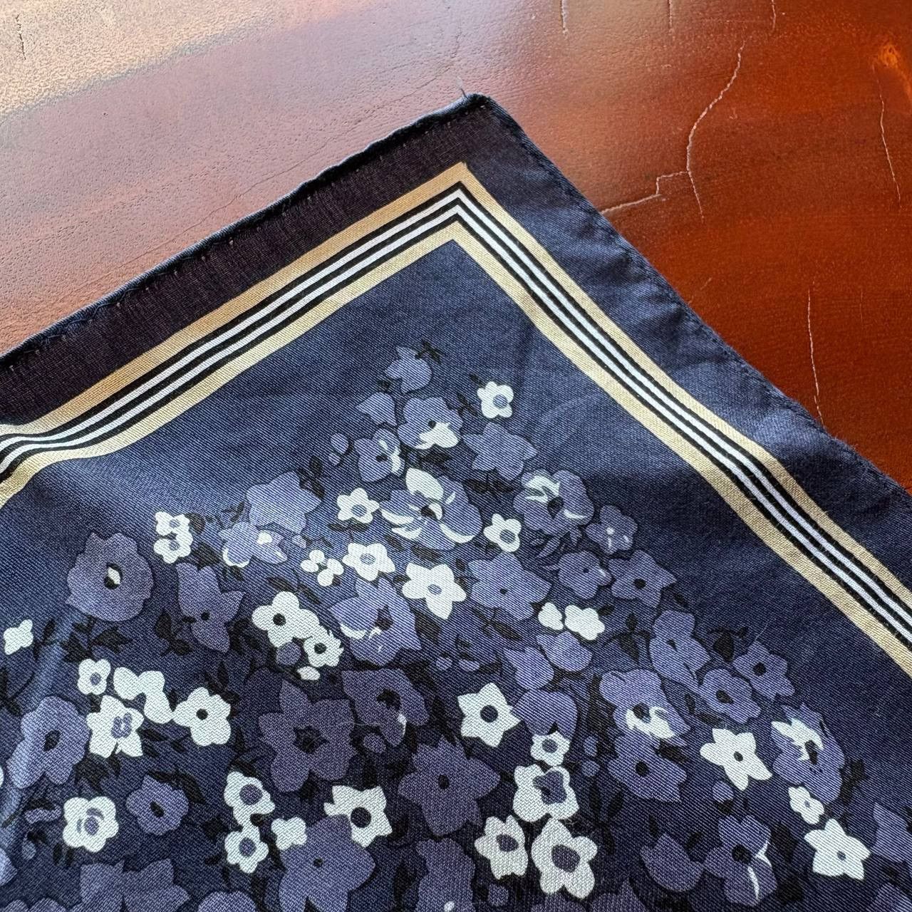 Burberry Burberry Blue Purple Floral Handkerchief Size ONE SIZE - 6 Thumbnail