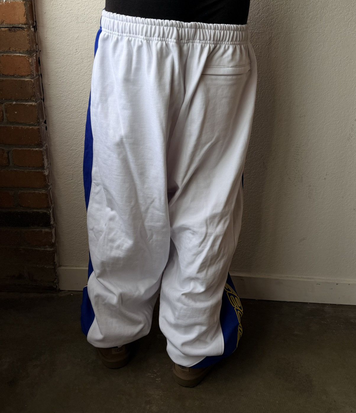 Other Hidden Season Cuffed Sweats Size US 36 / EU 52 - 3 Thumbnail