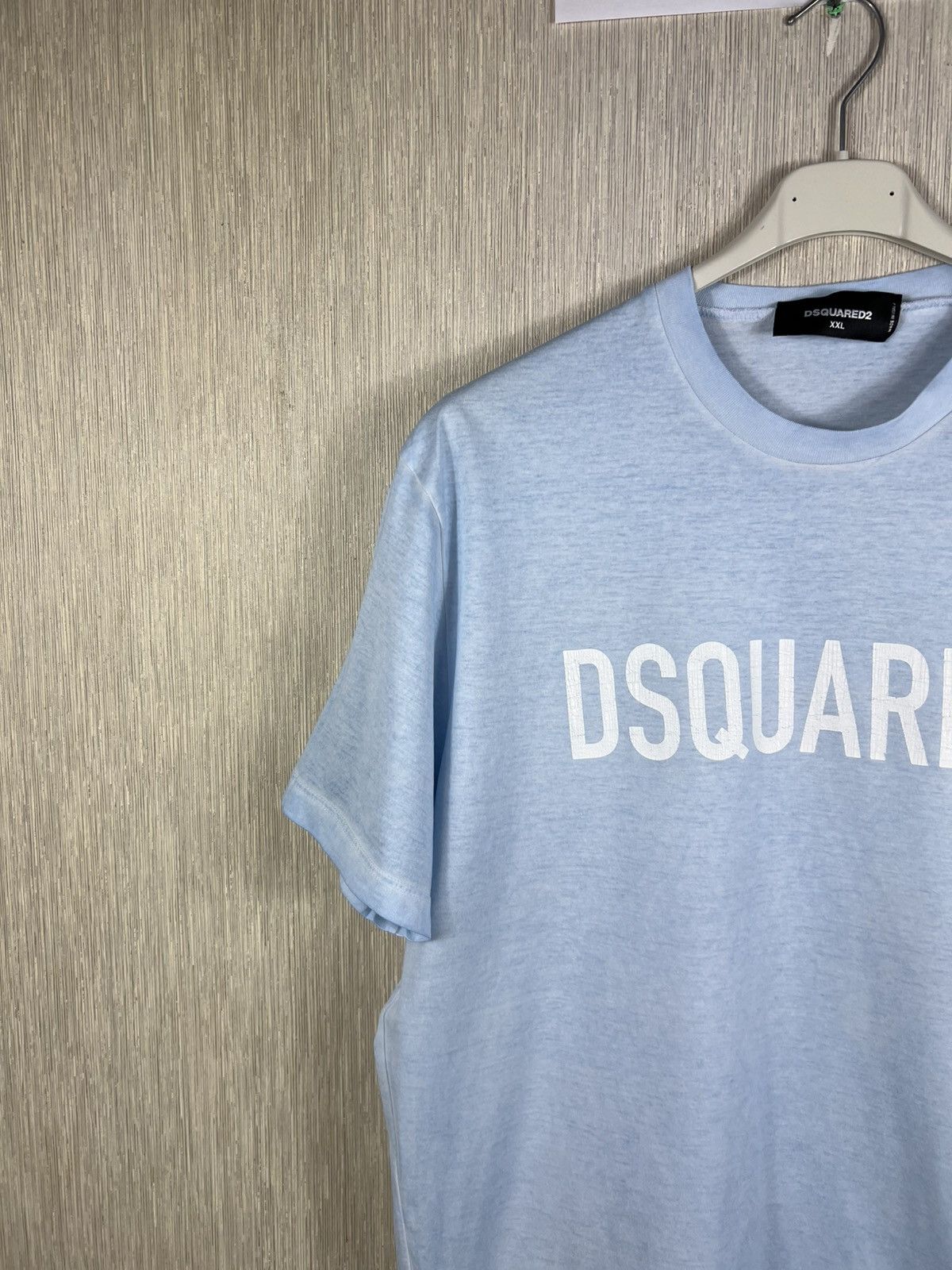 Dsquared2 Dsquared2 light blue t-shirt distressed central logo tee Size US XXL / EU 58 / 5 - 3 Thumbnail