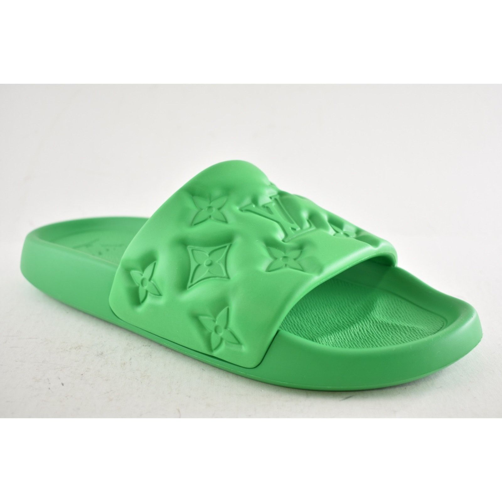 Louis Vuitton Louis Vuitton Waterfront Mule Slide Sandal UK 9 US 10 11 Size US 10 / EU 43 - 5 Thumbnail