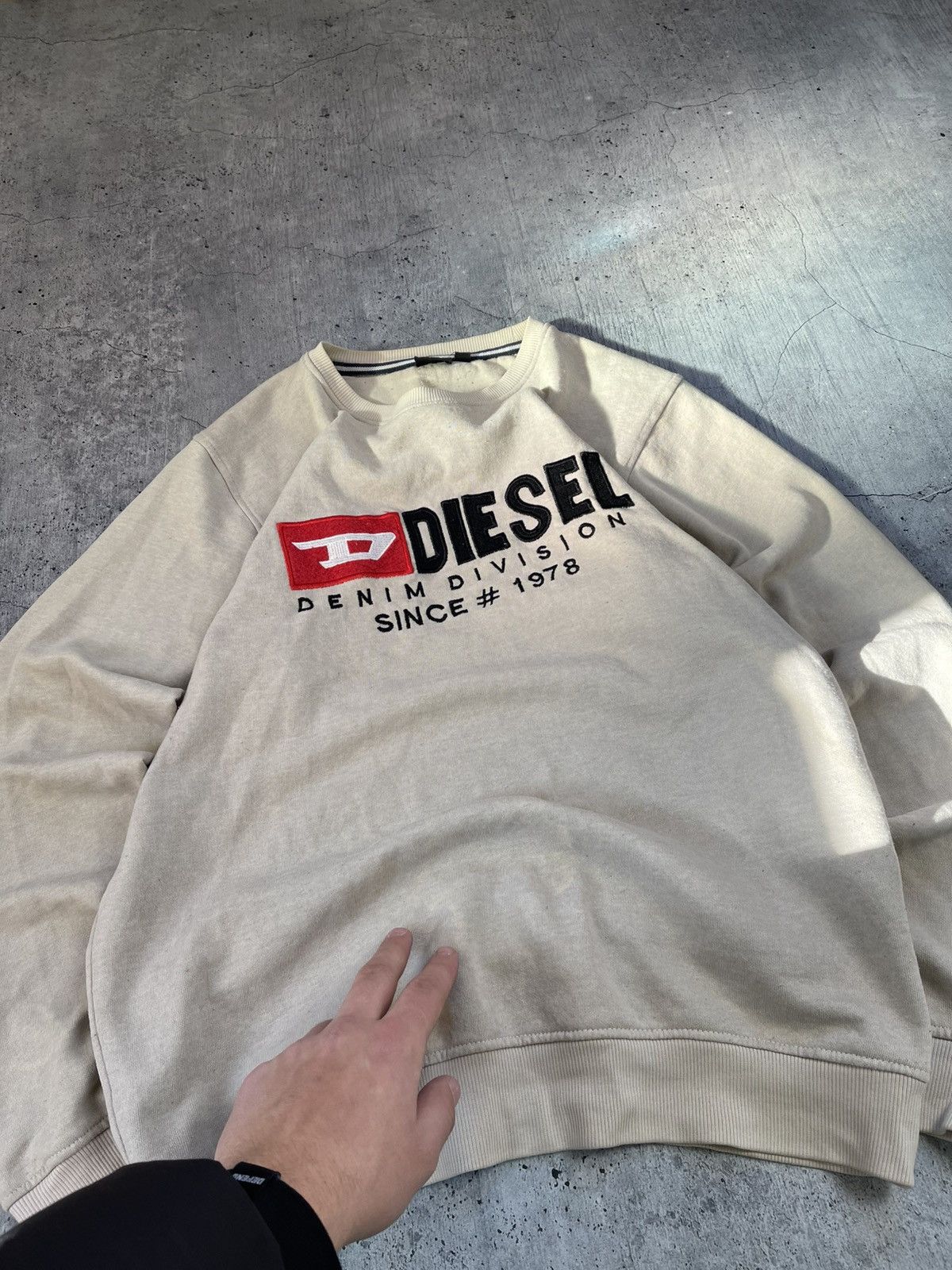 Diesel × Vintage Vintage Sweatshirt Diesel Division denim big logo size m Size US M / EU 48-50 / 2 - 3 Thumbnail