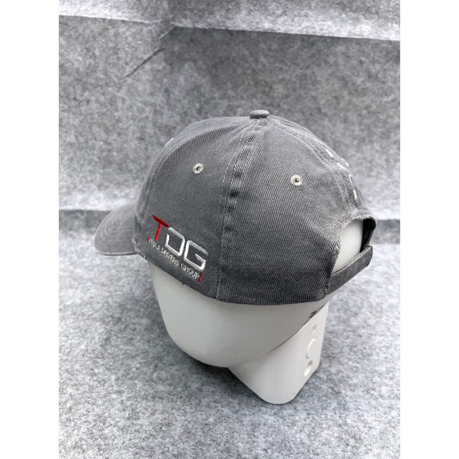 Vintage VINTAGE Tesla Baseball Cap Hat Unisex Adult One Size Gray Cotton Twill Logo Car Outdoors Size ONE SIZE - 5 Thumbnail
