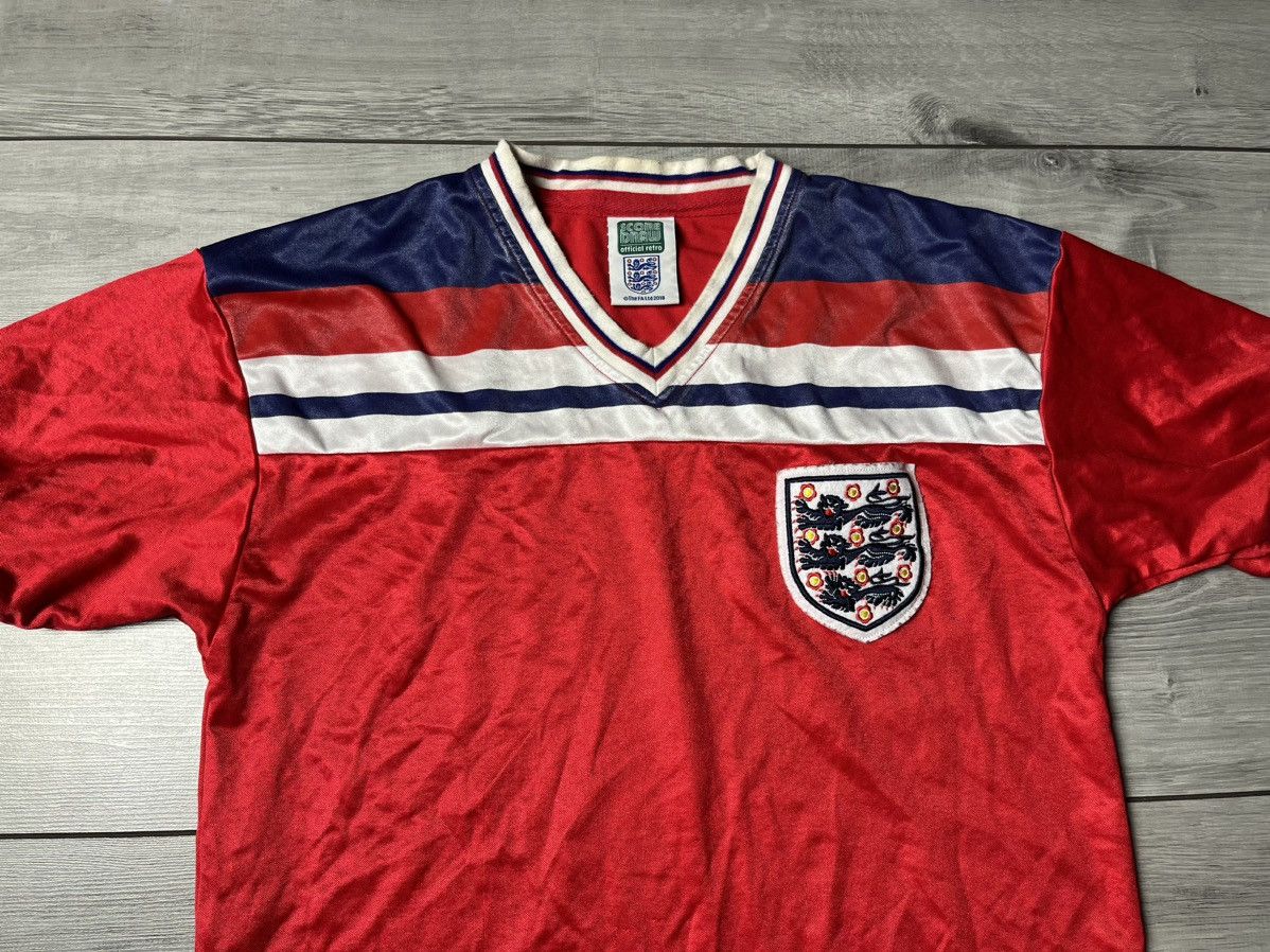 Other Score Draw England jersey size Medium Size US M / EU 48-50 / 2 - 3 Thumbnail