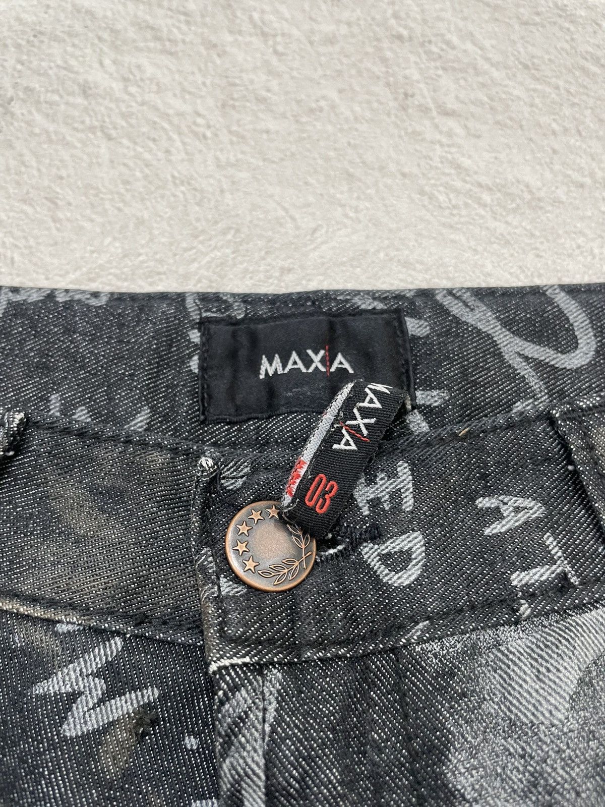 If Six Was Nine 2000s Graffiti Print Flared Jeans Y2K Size 28" / US 6 / IT 42 - 7 Thumbnail