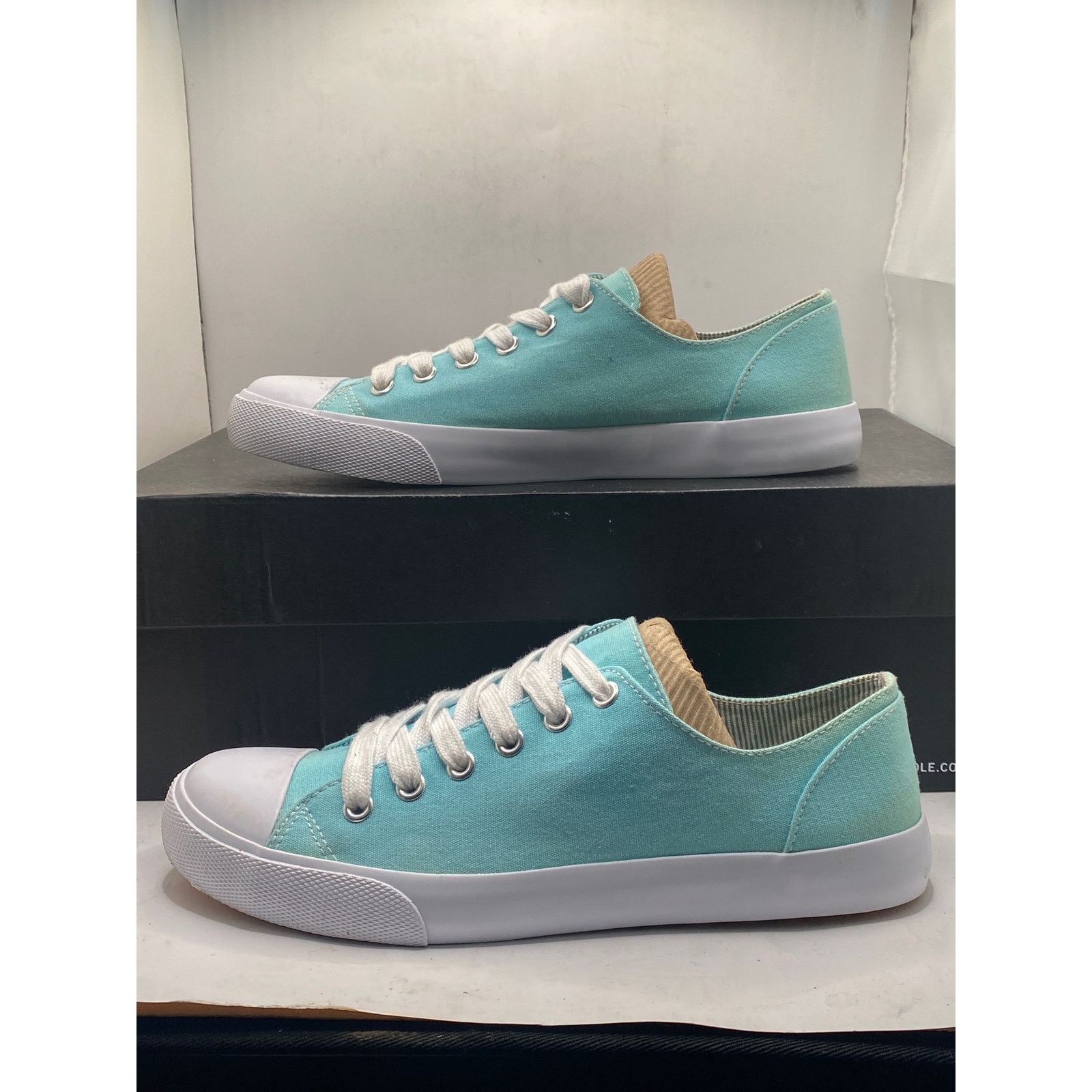 Mossimo Mossimo Supply Co. Lenia Black White Sneakers NEW, USW 8 Size US 8 / IT 38 - 3 Thumbnail