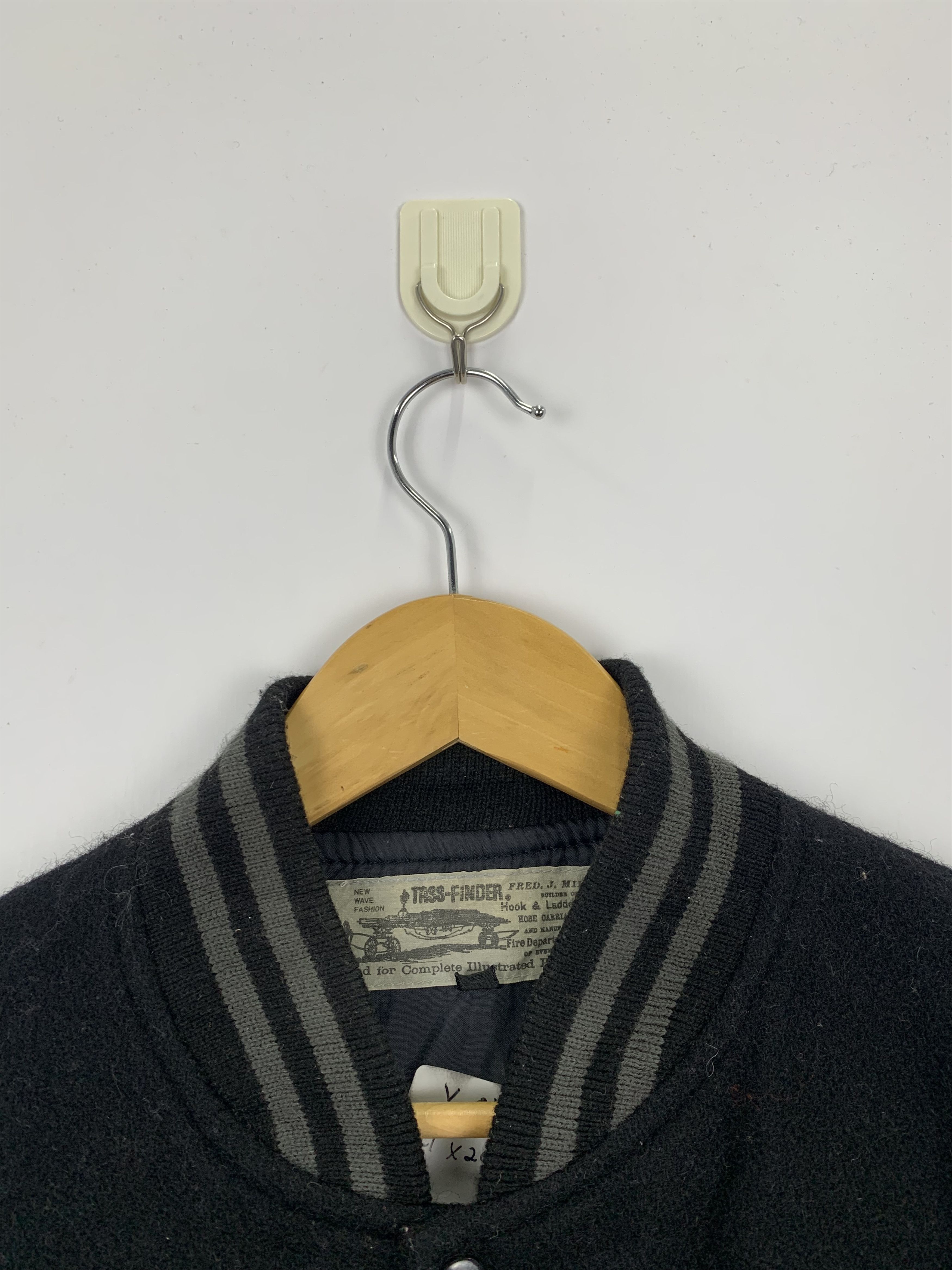 Japanese Brand Vintage Japanese Brand Wool Varsity Jacket V0488 Size US M / EU 48-50 / 2 - 7 Thumbnail