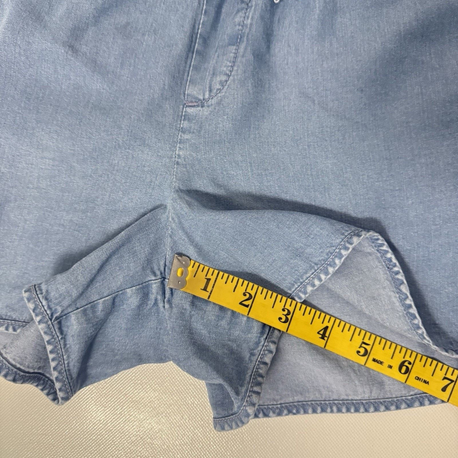 Gap Gap 1969 Shorts Blue Tencel Denim Beachy Chambray Preppy Size 30" / US 8 / IT 44 - 7 Thumbnail