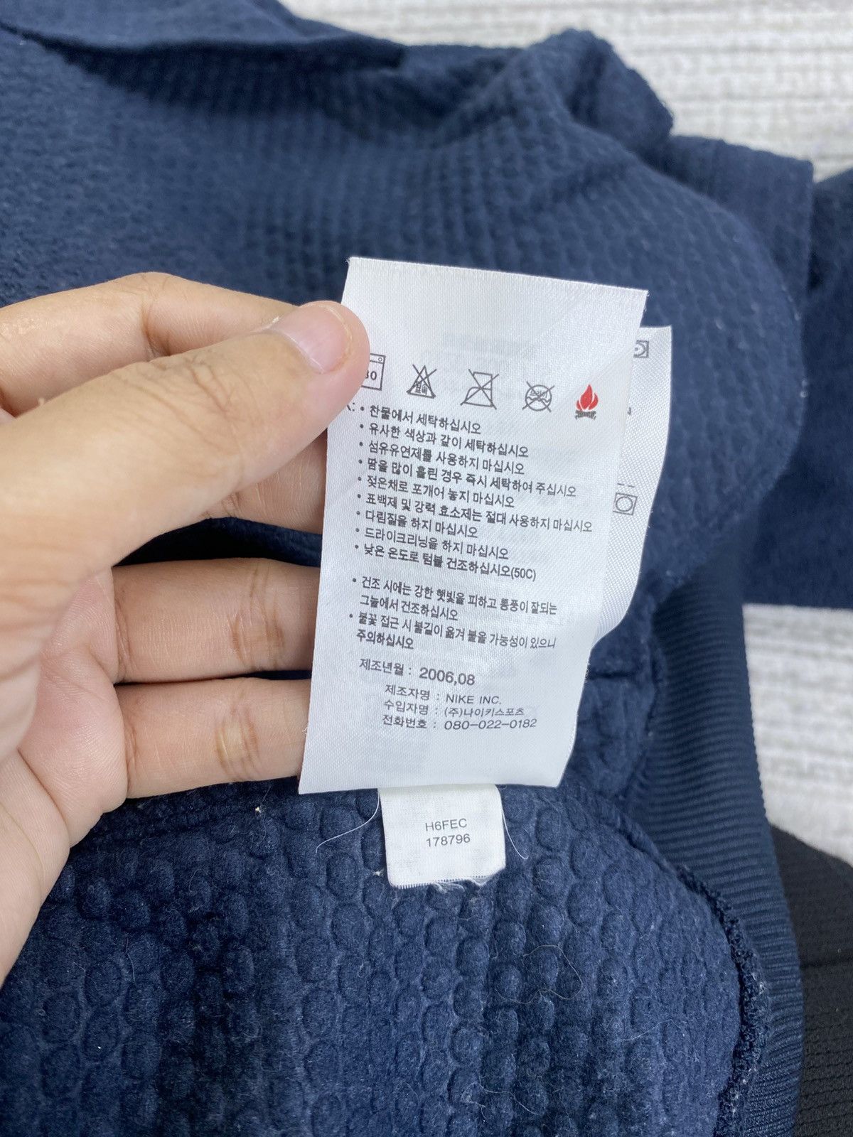 Japanese Brand × Nike × Vintage Vintage Nike 90 Sphere Thermal Embroidery Logo Zipper Jacket Size US M / EU 48-50 / 2 - 13 Thumbnail
