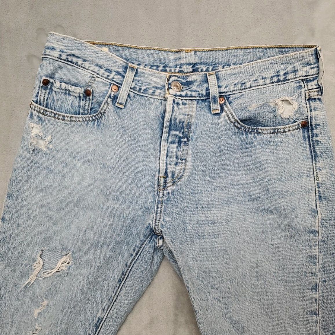 Denime VINTAGE Levis Premium Jeans 501 Blue 29x28 31x27 Denim Straight Leg Button Fly Mens Jeans Regular 501 Size US 29 - 3 Thumbnail