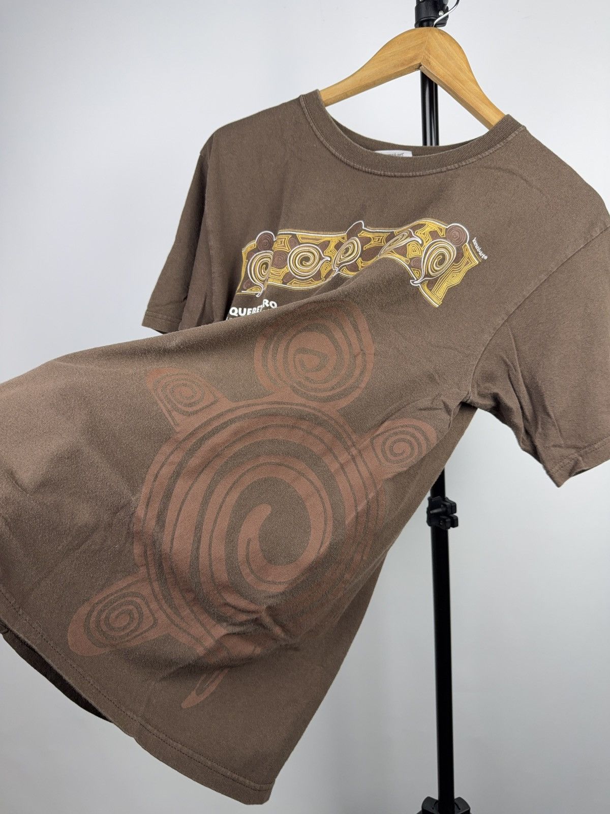 Vintage 00s Vntg Querétaro Mexico Spiral Art Graphic Brown T-Shirt Size US M / EU 48-50 / 2 - 8 Thumbnail