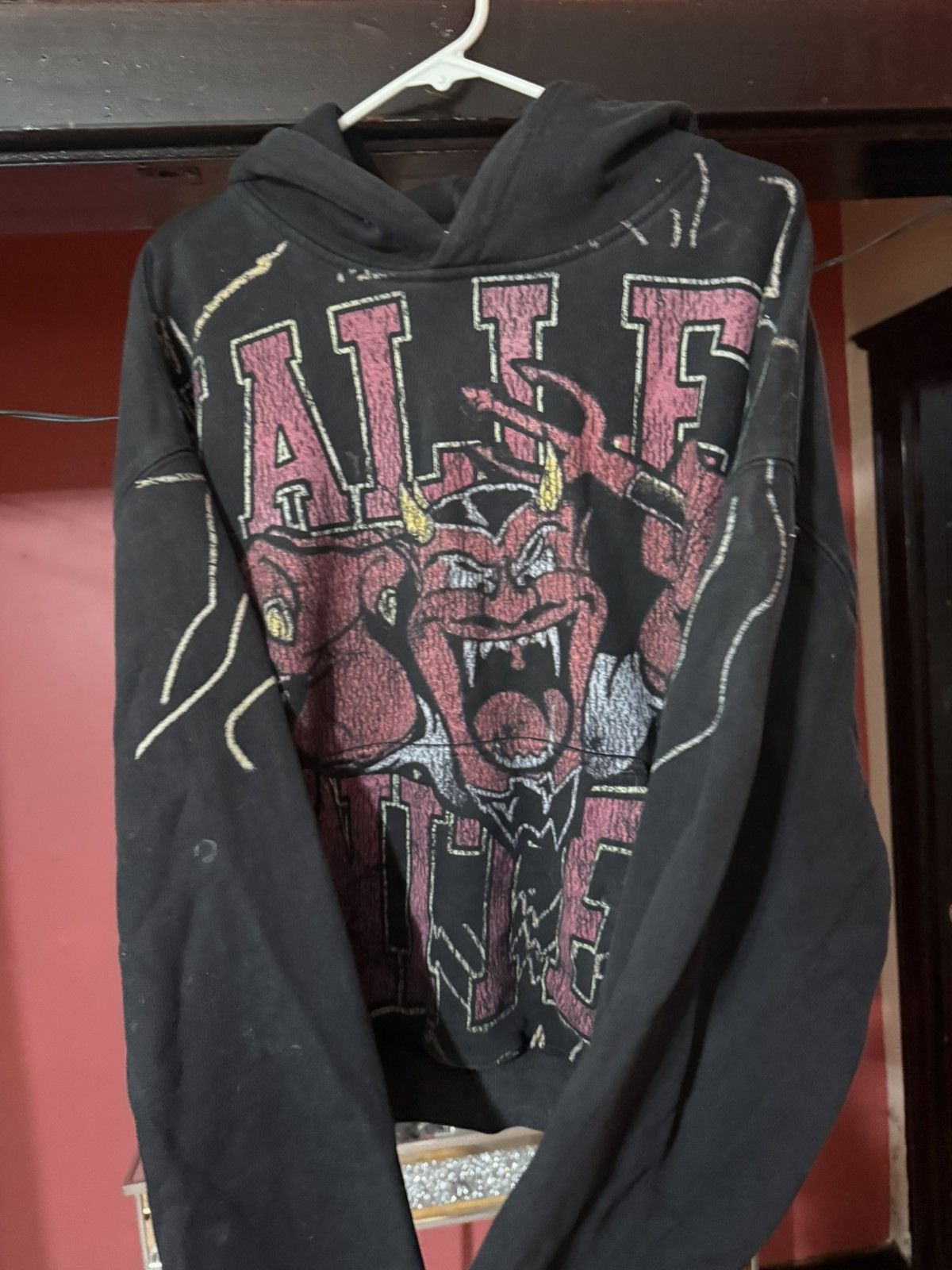 Vale Vale Valley Mascot Hoodie Pullover Size XL Size US XL / EU 56 / 4 - 4 Thumbnail