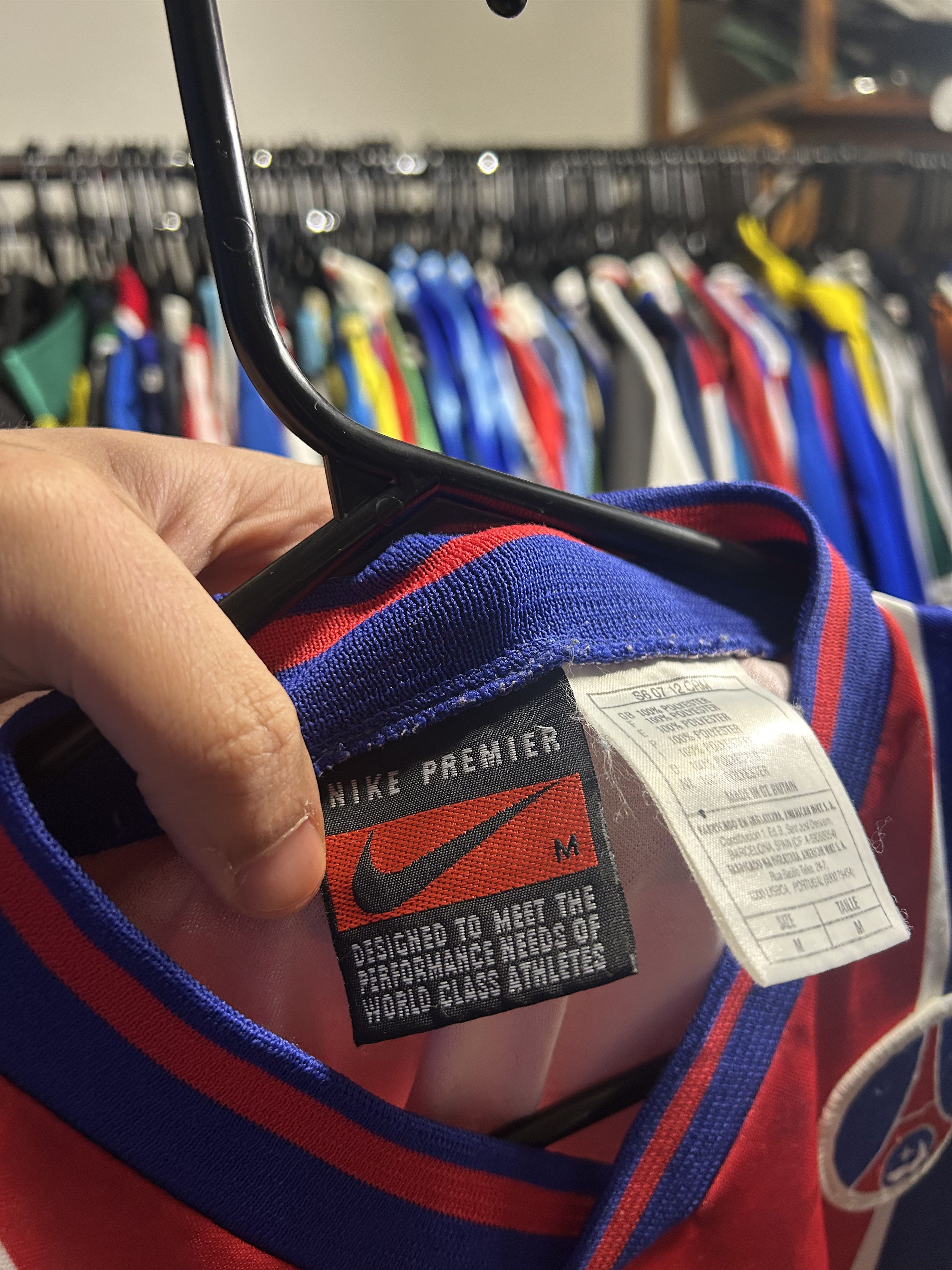 Nike Psg 1995/96 Home Jersey Size US M / EU 48-50 / 2 - 4 Thumbnail