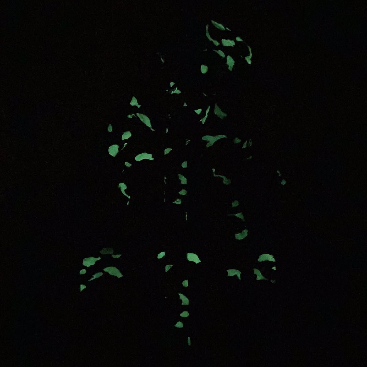Bape 💫Glow in the Dark💫 BAPE camo shark hoodie snowboard jacket Size US M / EU 48-50 / 2 - 2 Thumbnail