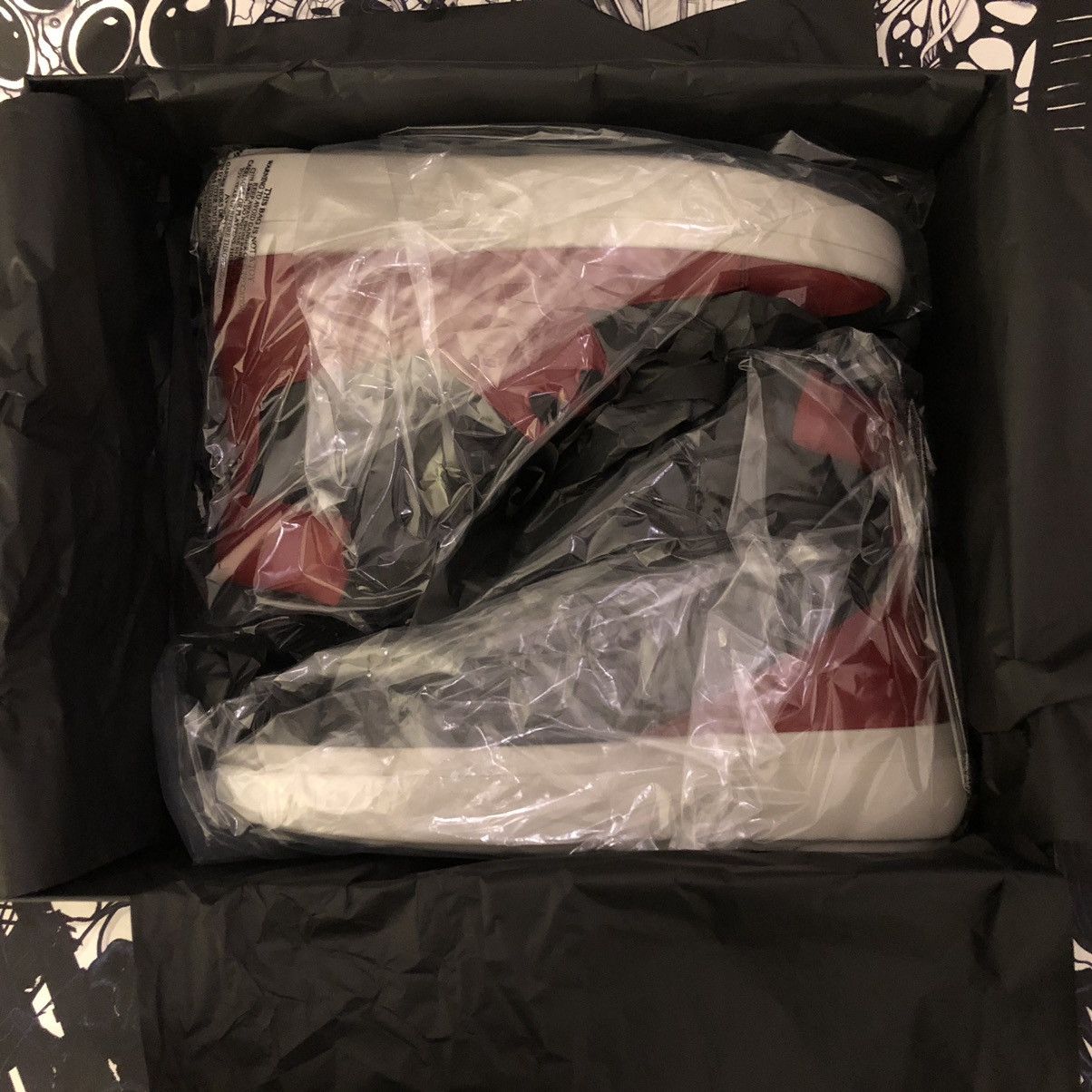 Represent Clo. SAMPLE SS18 The Alpha Mid Black / Red Bred Size US 10 / EU 43 - 3 Thumbnail