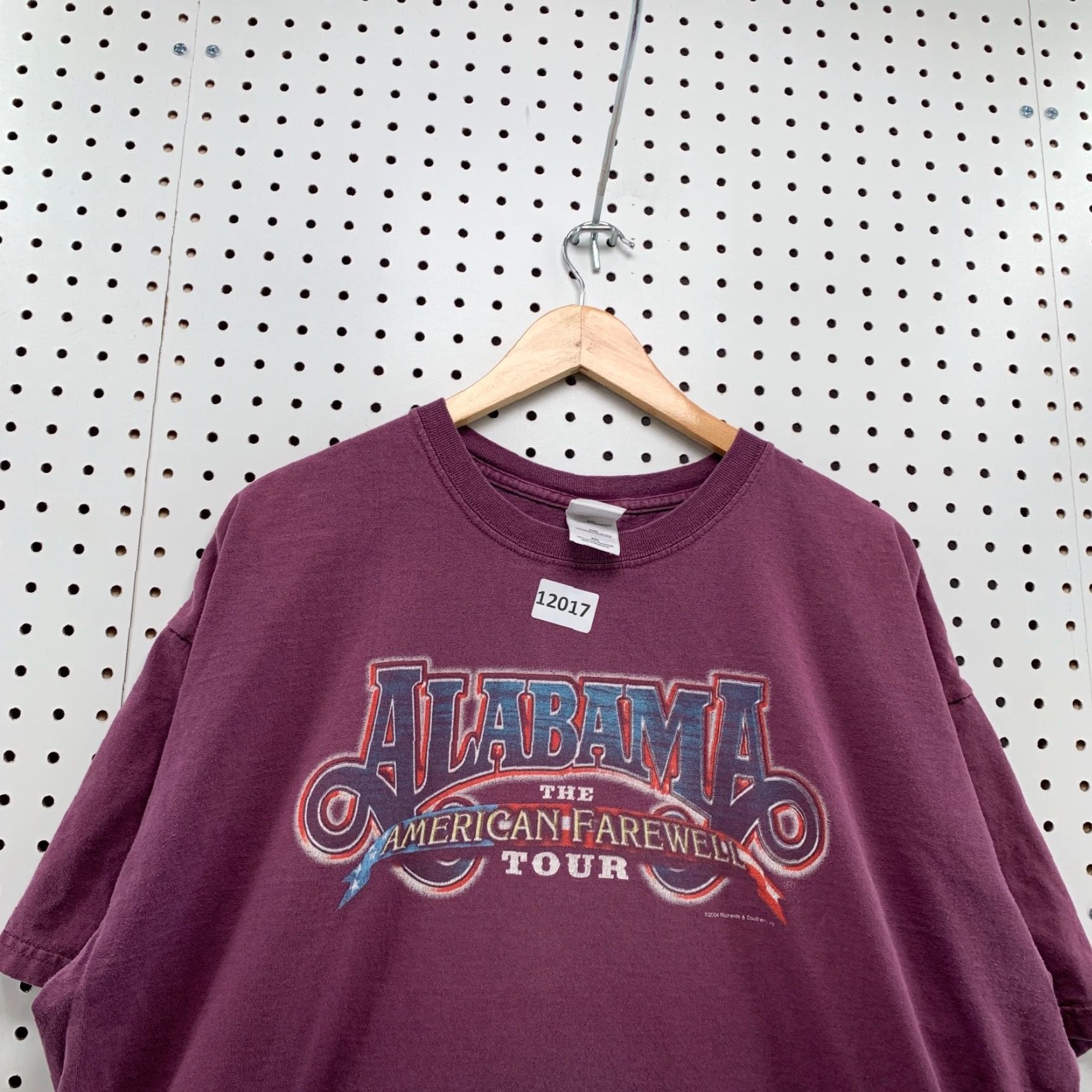 Gildan VINTAGE Alabama Shirt 2XL Adult Maroon The American Farewell Tour Country Shirt Regular Red Graphic Print Mens and Womens Size US XXL / EU 58 / 5 - 2 Thumbnail