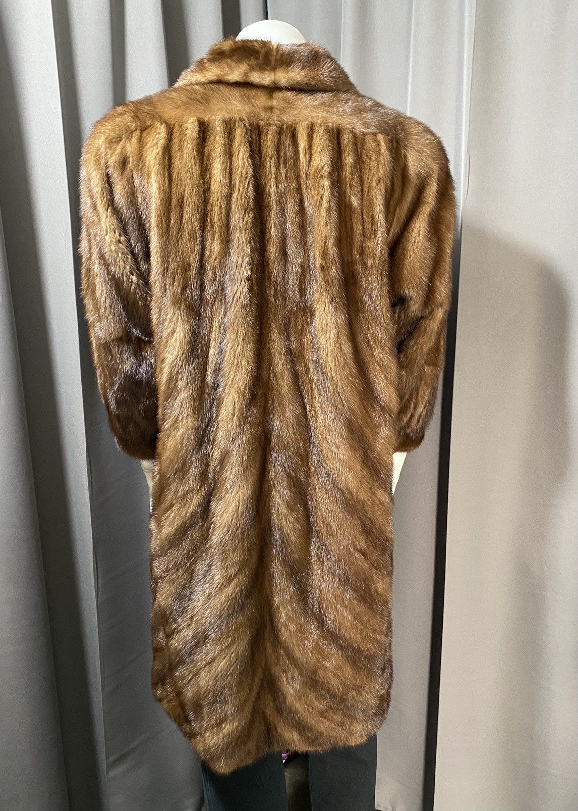 1980s New Universal Fur Mink Fur Coat